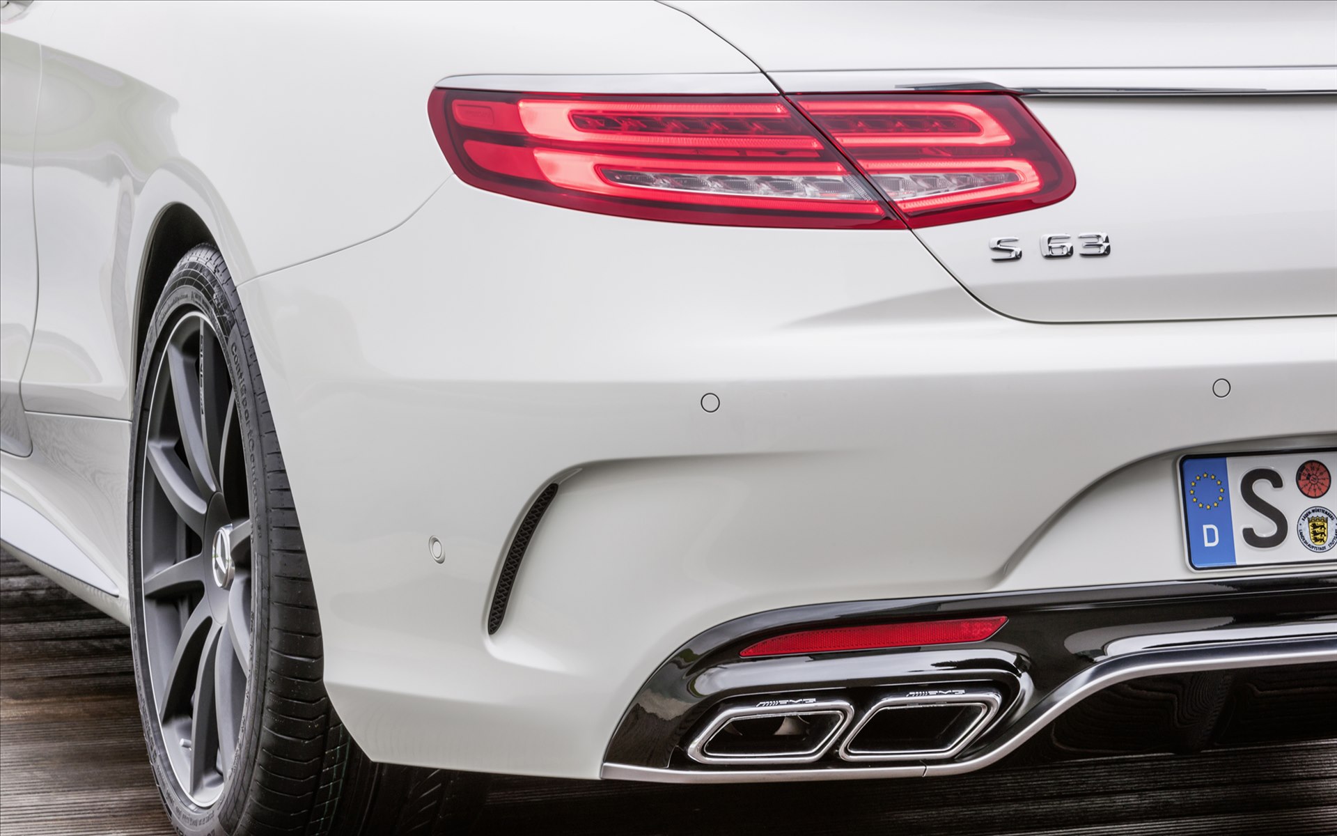 Mercedes Benz S63 AMG Coupe 2015
