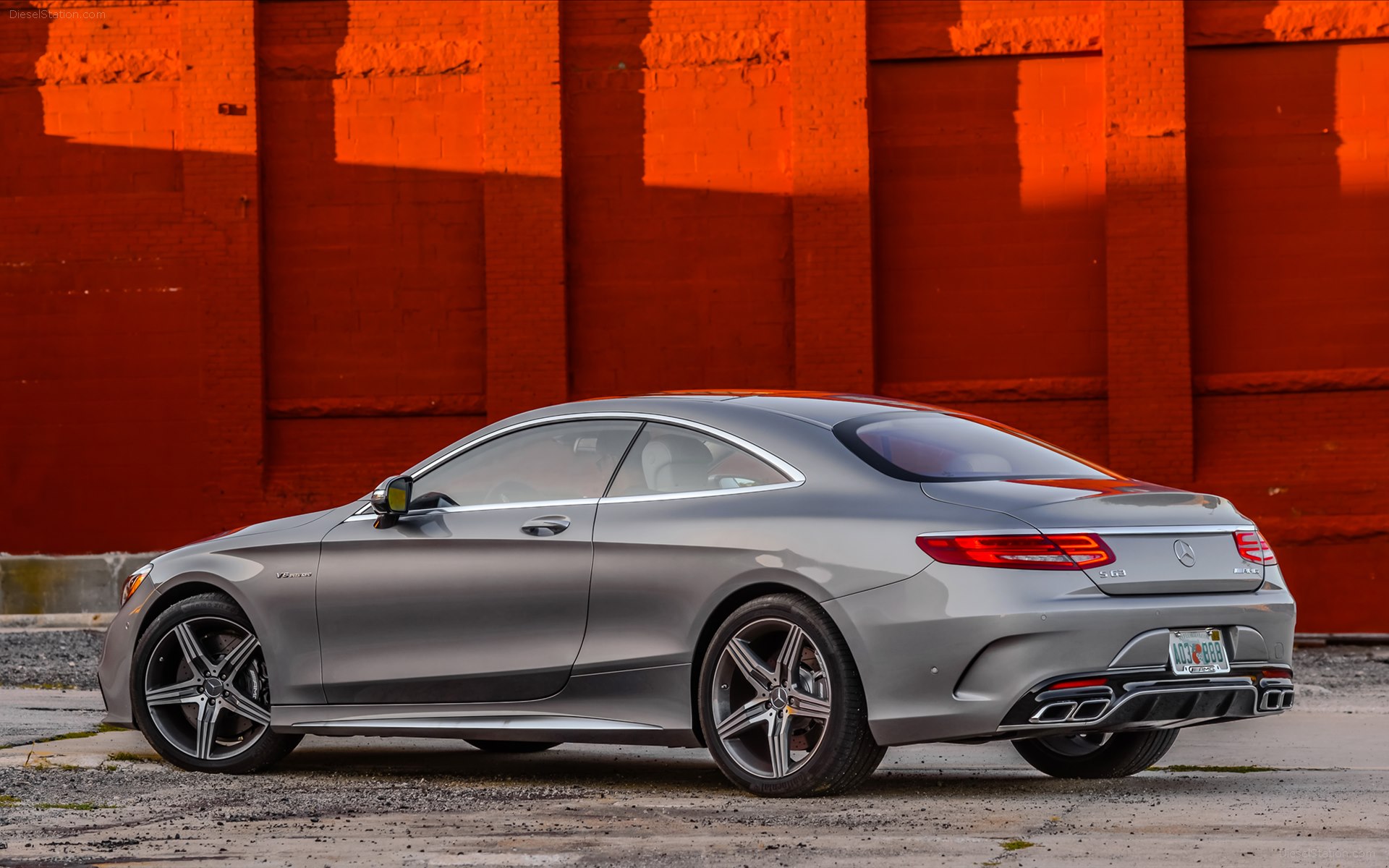 Mercedes Benz S63 AMG Coupe 2015