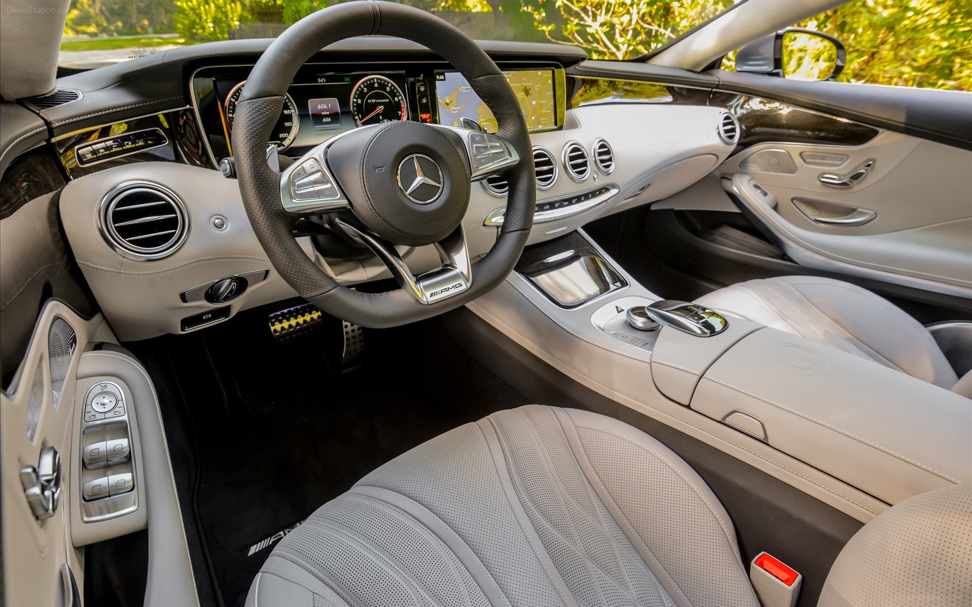 Mercedes Benz S63 AMG Coupe 2015