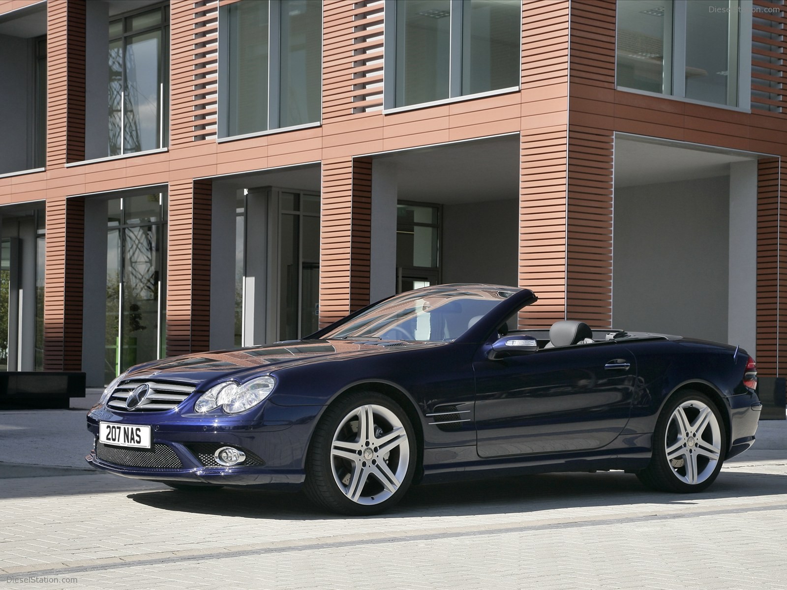Mercedes Benz SL-Class Sport Edition 2007 Mercedes Benz SL-Class Sport Edition 2007