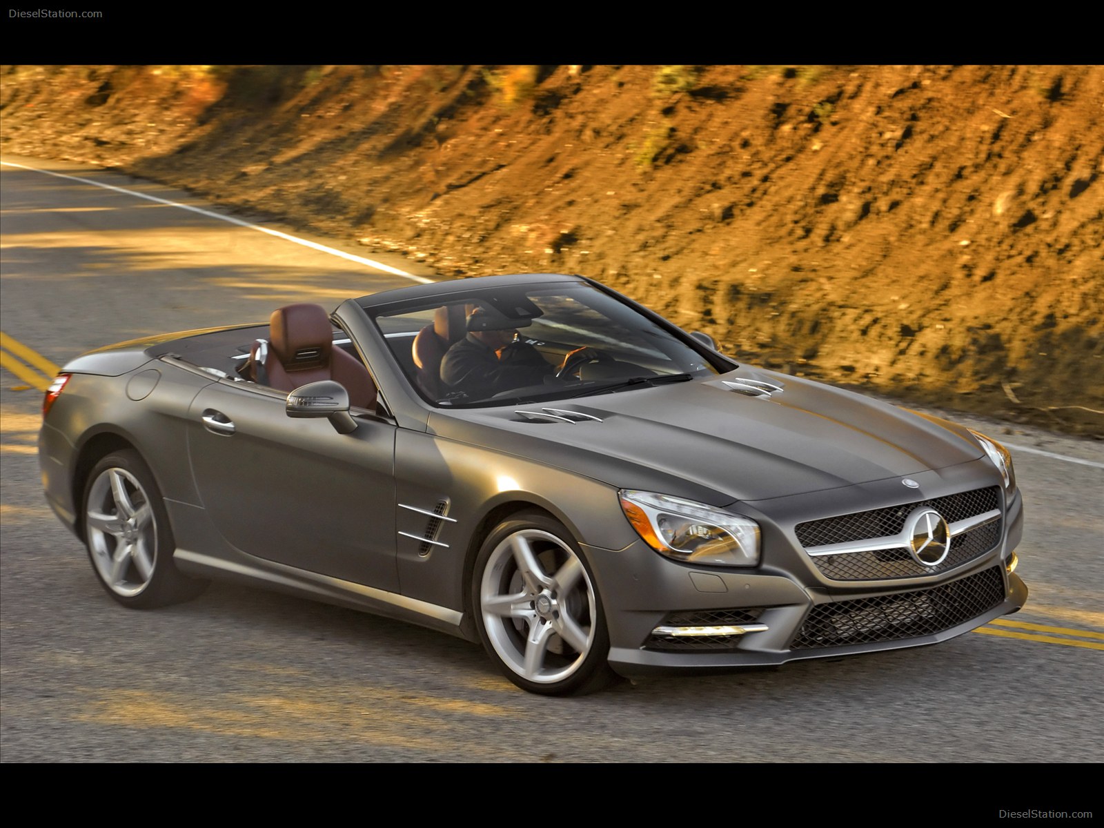 Mercedes Benz SL550 2013