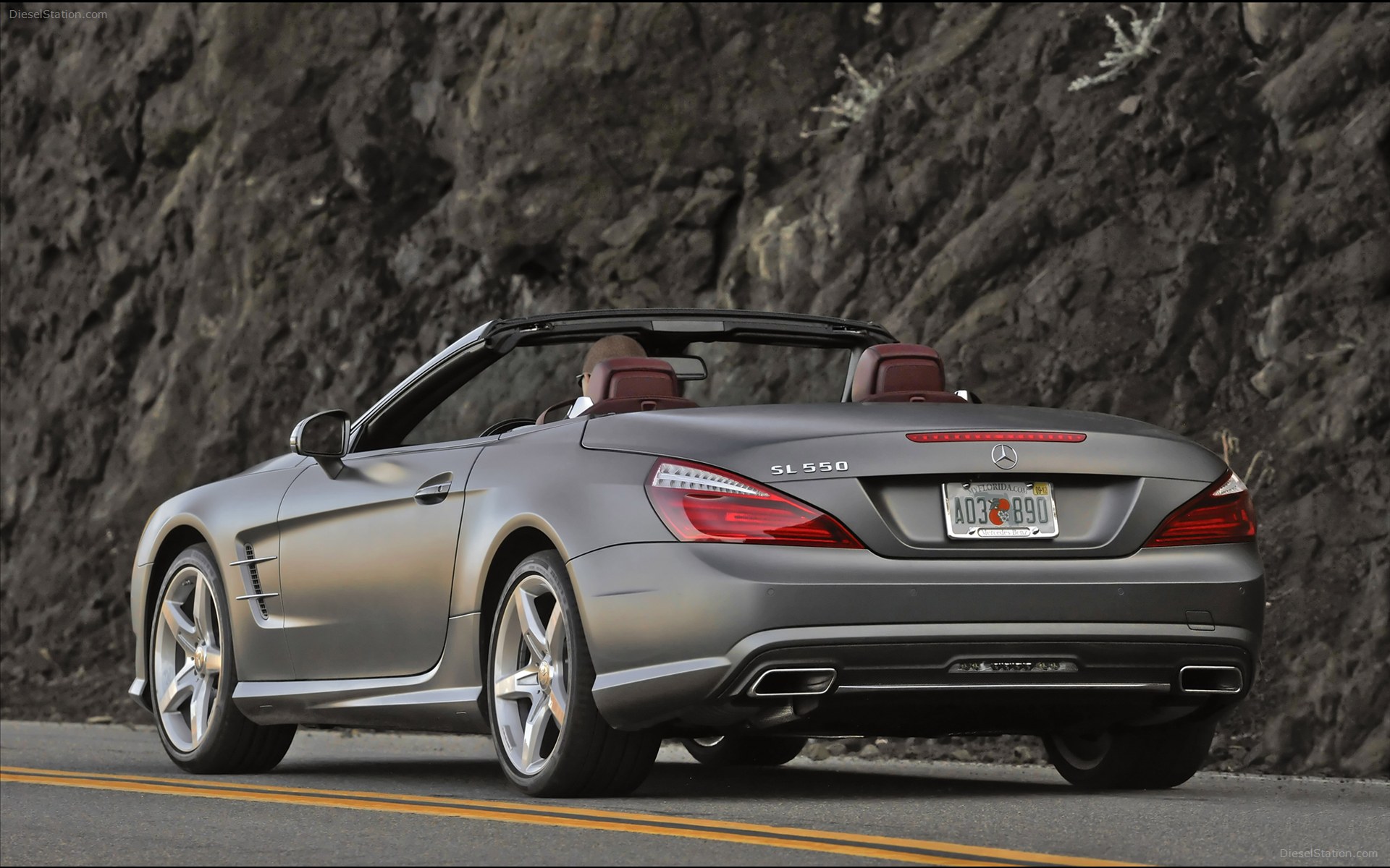 Mercedes Benz SL550 2013