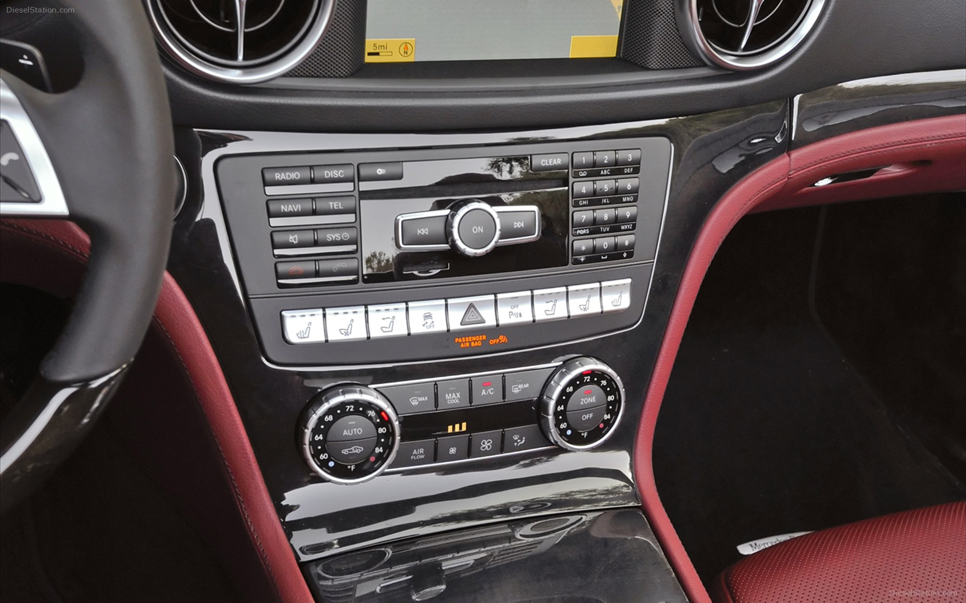 Mercedes Benz SL550 2013