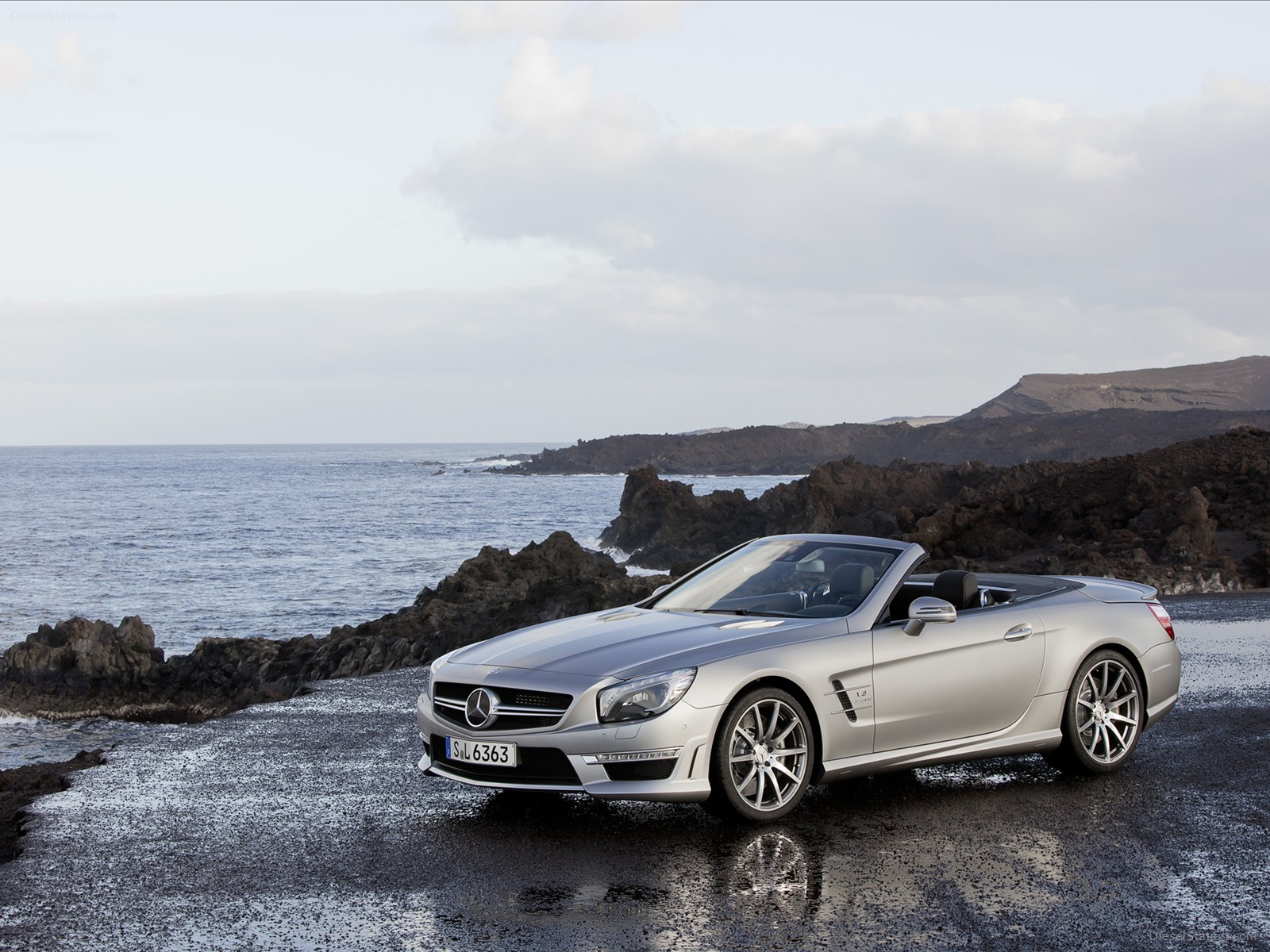 Mercedes-Benz SL63 AMG 2013