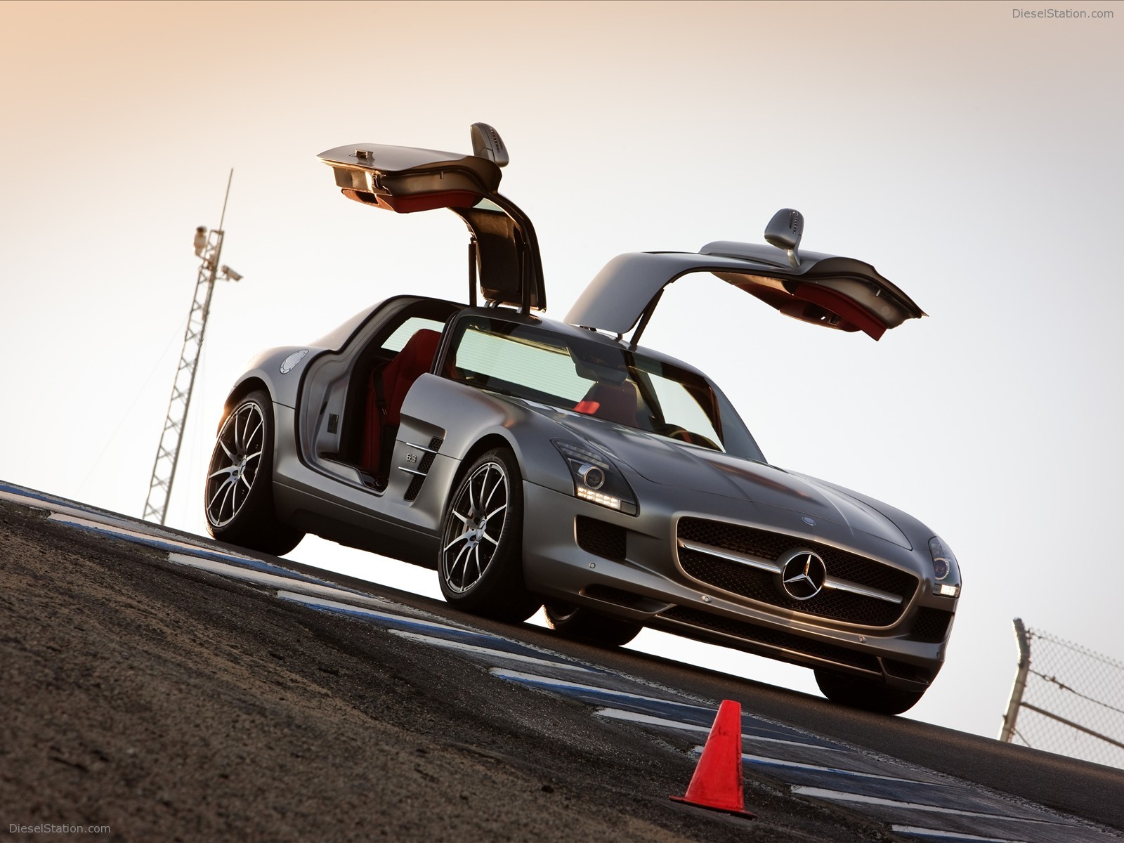 2011 Mercedes-Benz SLS AMG Gullwing