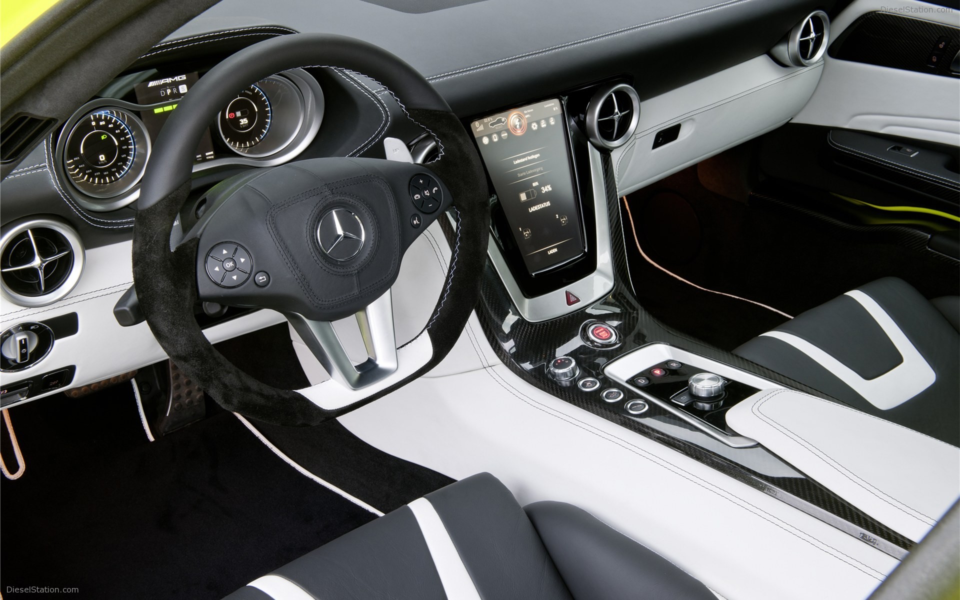 Mercedes Benz SLS AMG E-CELL 2011