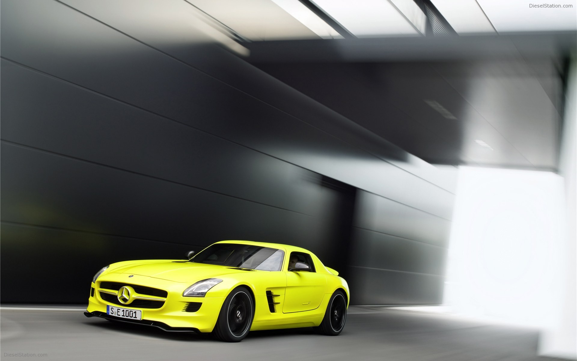 Mercedes Benz SLS AMG E-CELL 2011