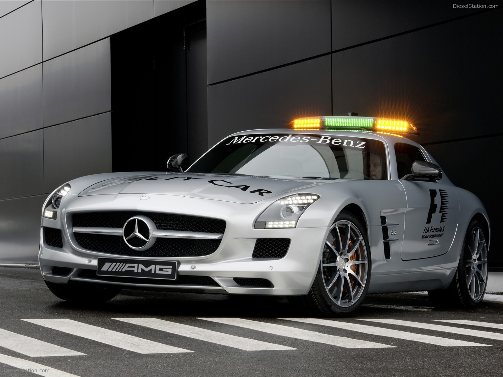 Mercedes-Benz SLS AMG F1 Safety Car 2010