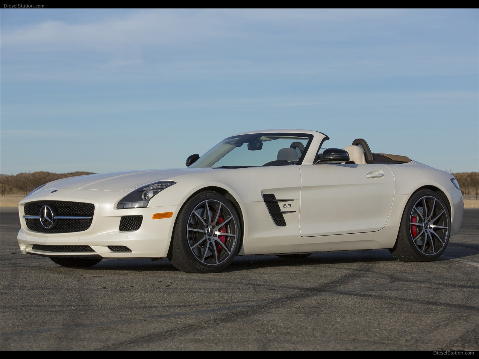 Mercedes-Benz SLS AMG GT 2013