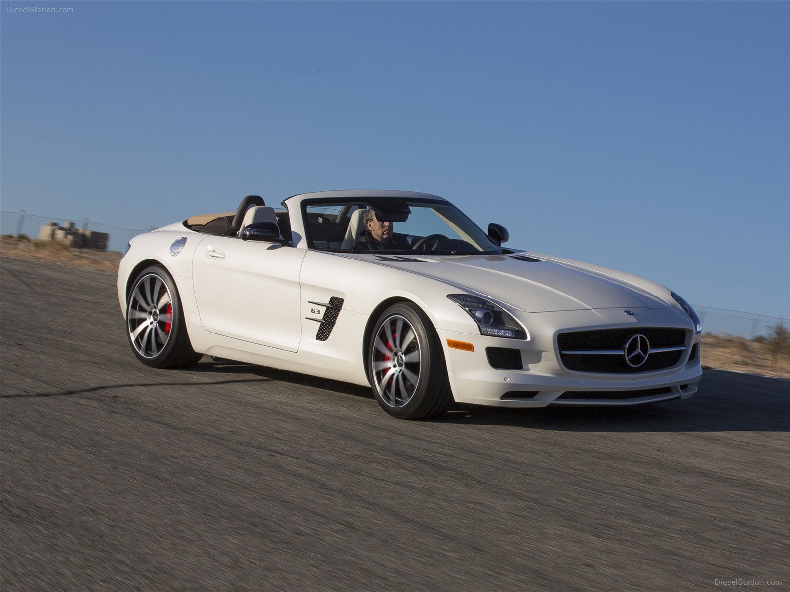 Mercedes-Benz SLS AMG GT 2013