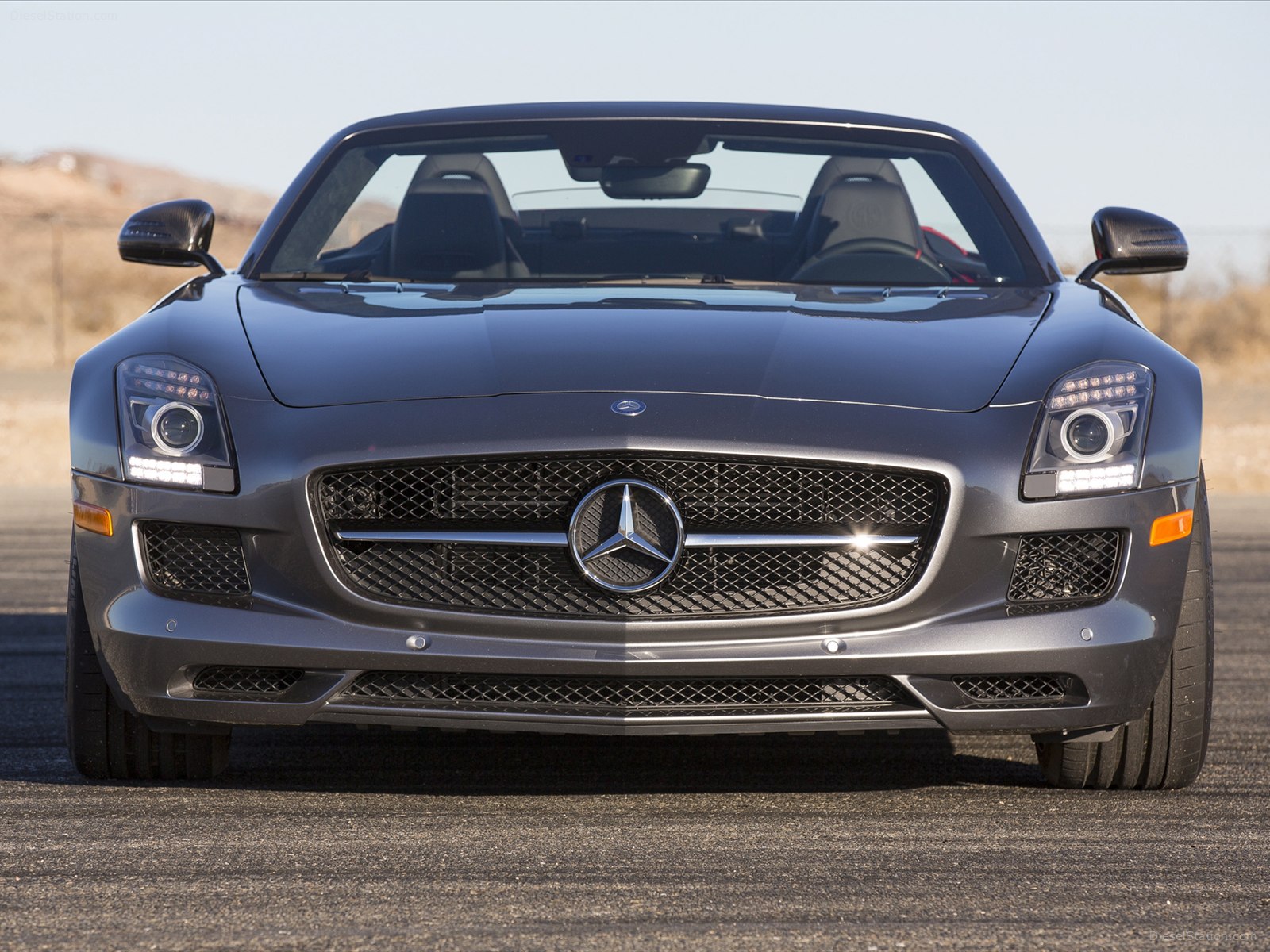 Mercedes-Benz SLS AMG GT 2013