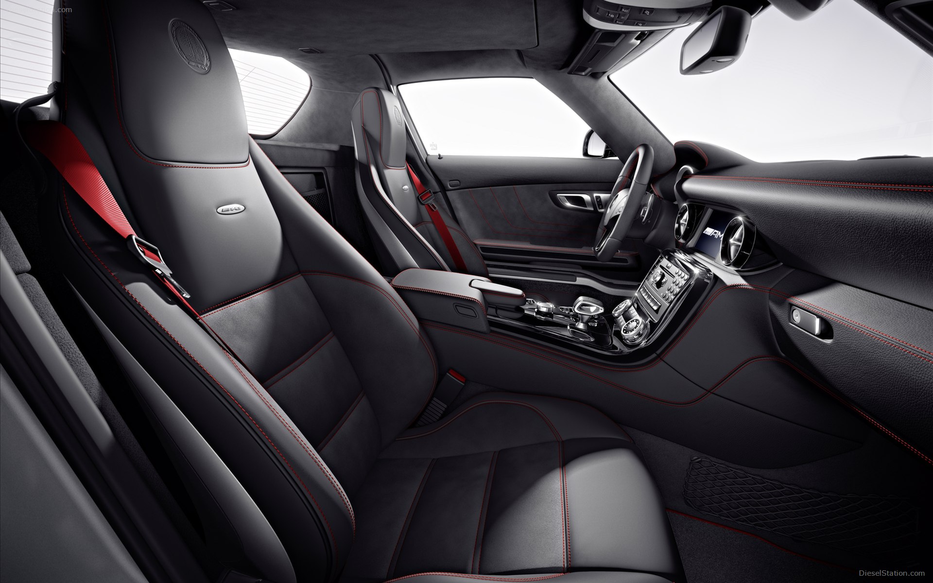 Mercedes-Benz SLS AMG GT 2013