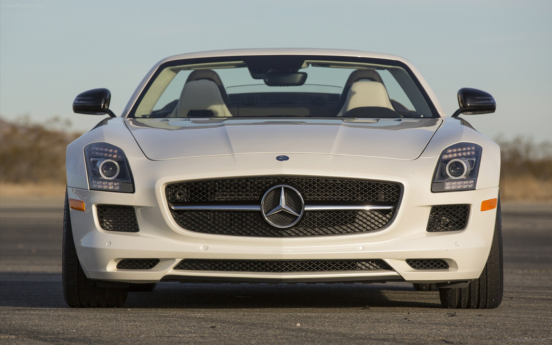 Mercedes-Benz SLS AMG GT 2013