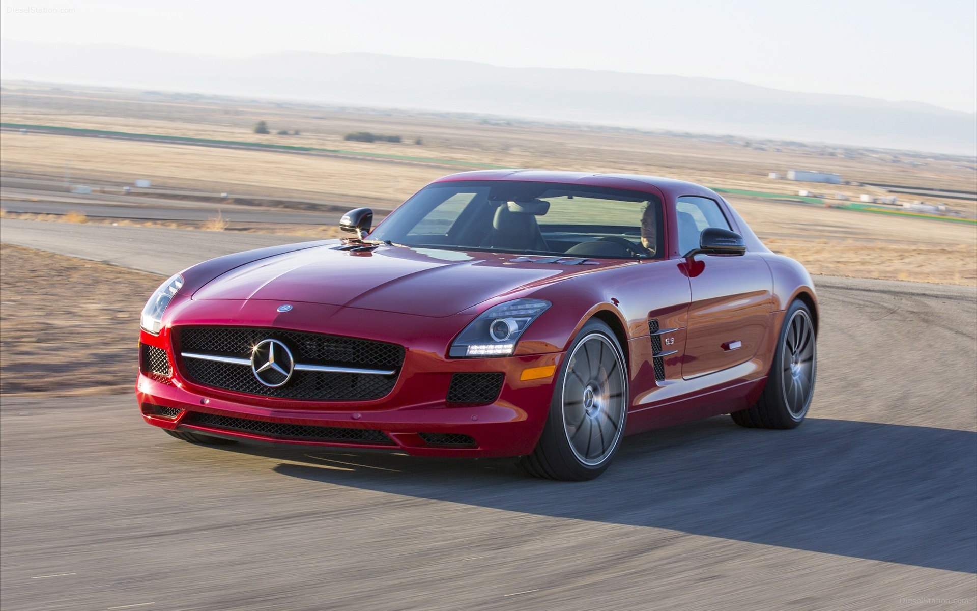 Mercedes-Benz SLS AMG GT 2013