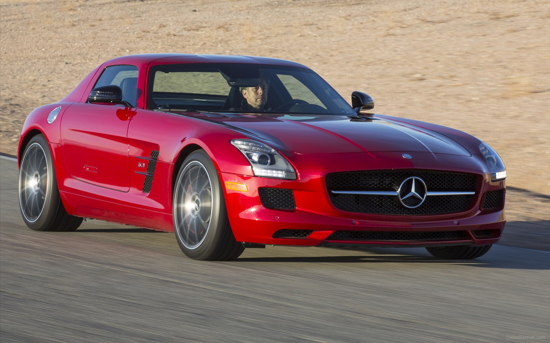 Mercedes-Benz SLS AMG GT 2013