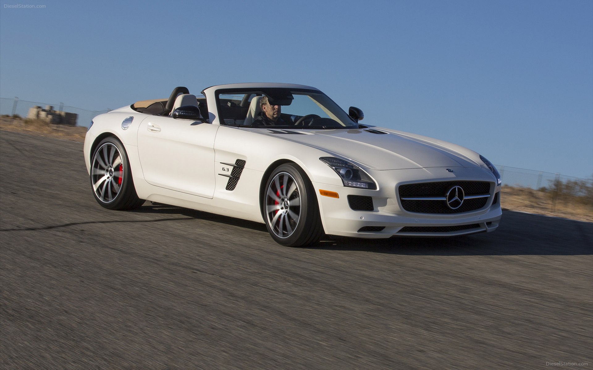 Mercedes-Benz SLS AMG GT 2013