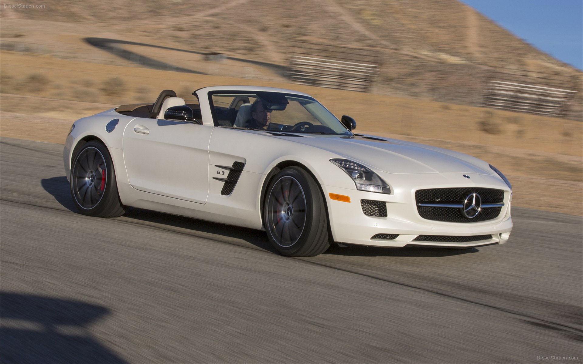 Mercedes-Benz SLS AMG GT 2013