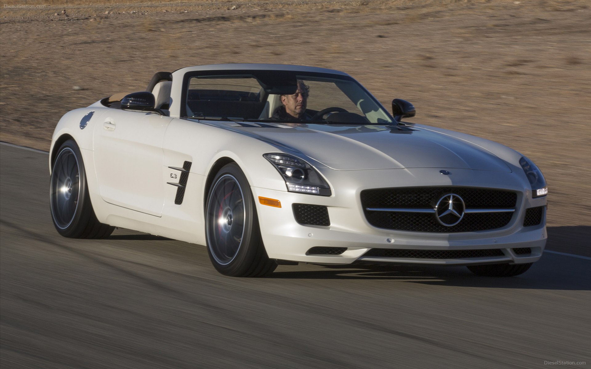 Mercedes-Benz SLS AMG GT 2013