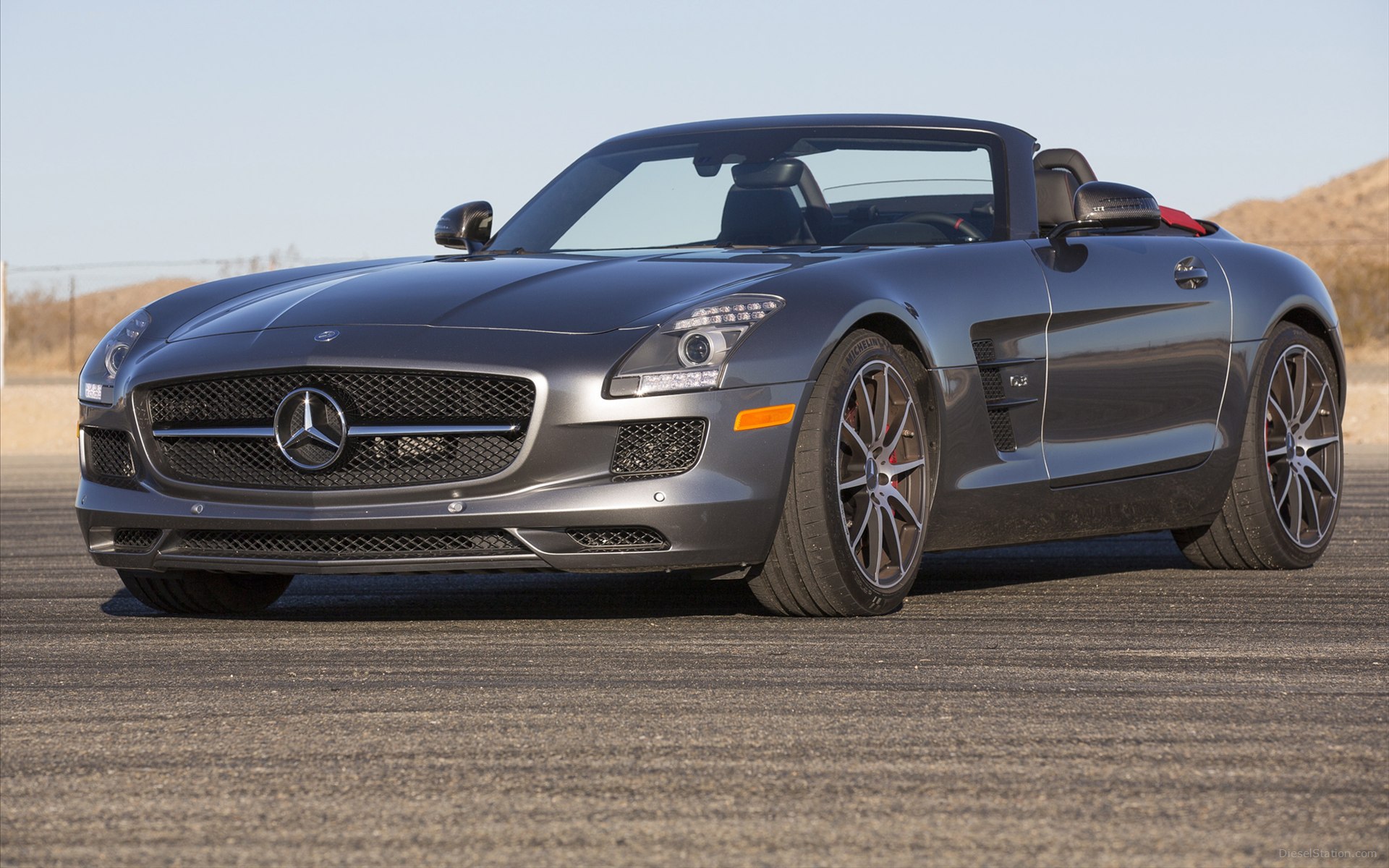Mercedes-Benz SLS AMG GT 2013