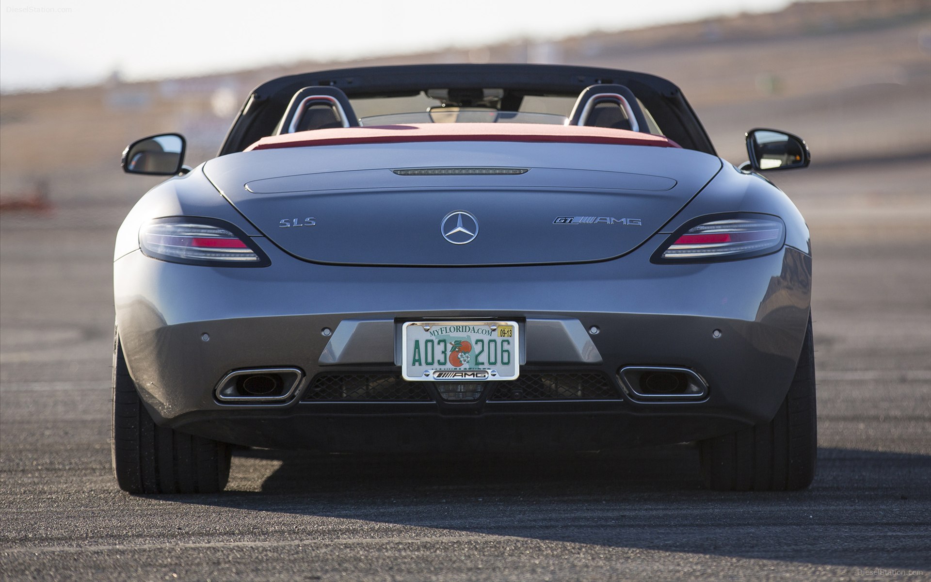 Mercedes-Benz SLS AMG GT 2013