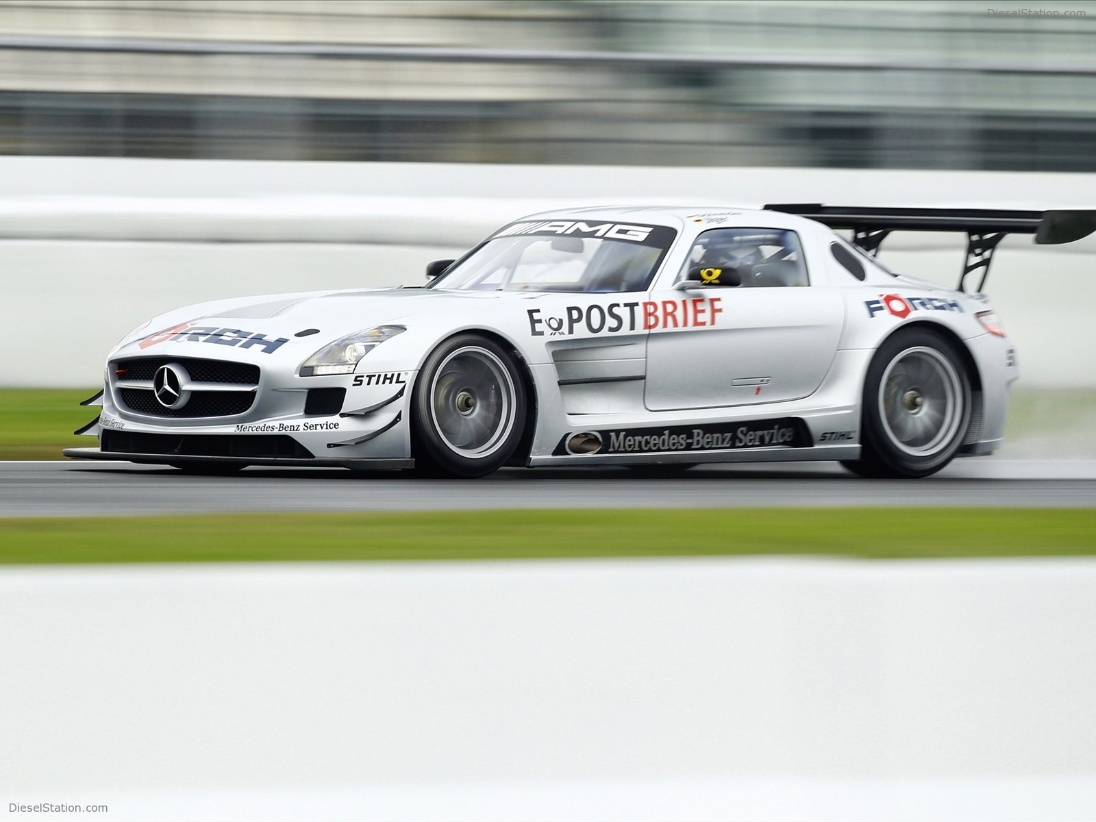 Mercedes-Benz SLS AMG GT3 2010 (Wrong Pictures)