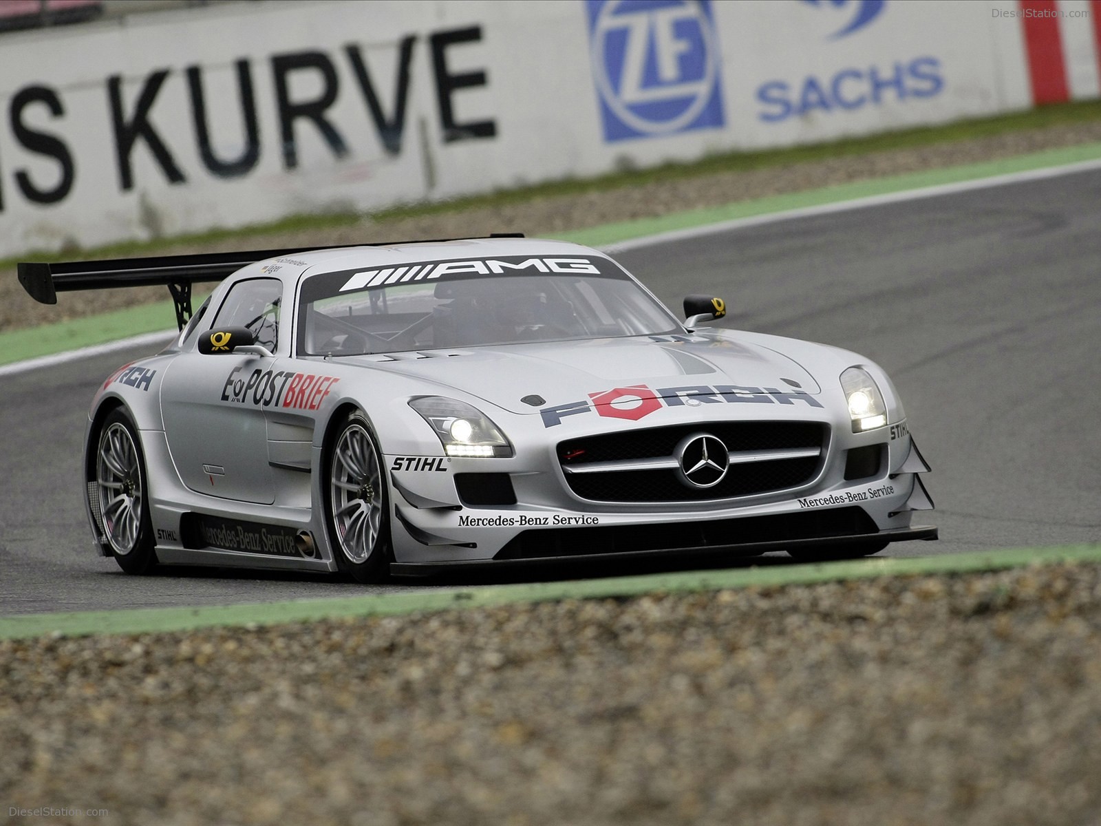 Mercedes-Benz SLS AMG GT3 2010 (Wrong Pictures)