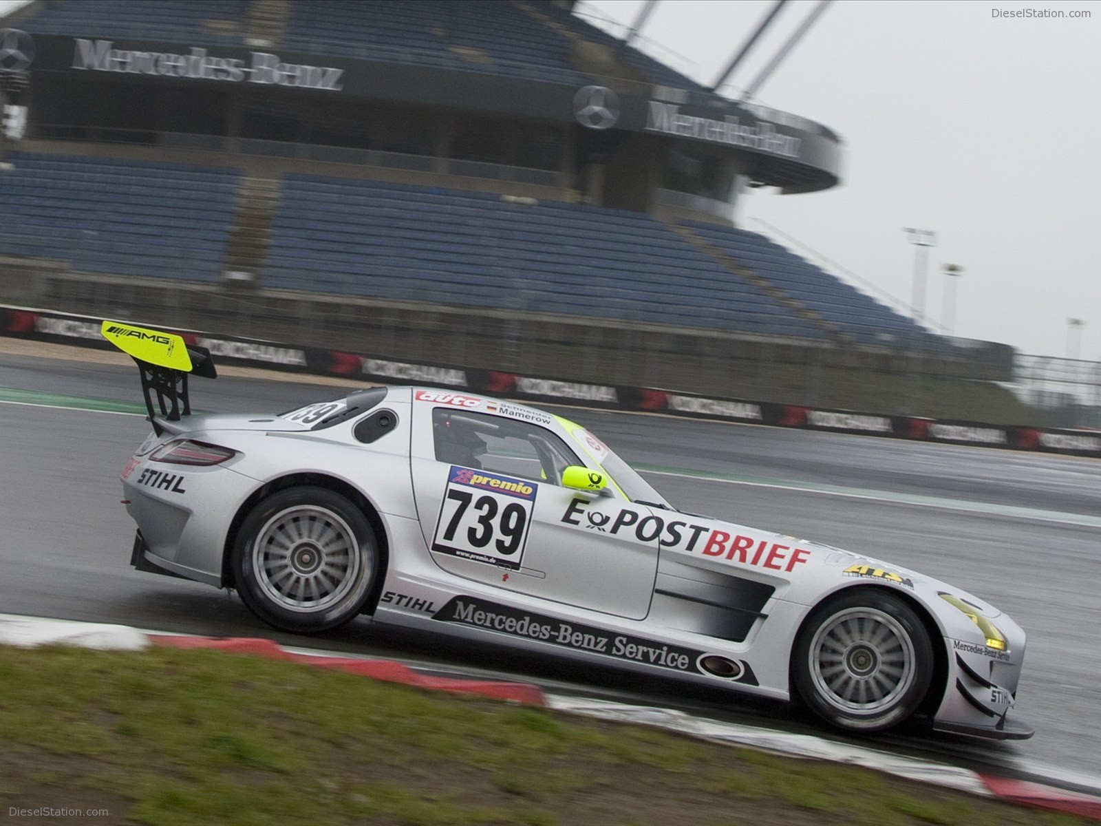 Mercedes-Benz SLS AMG GT3 2010 (Wrong Pictures)
