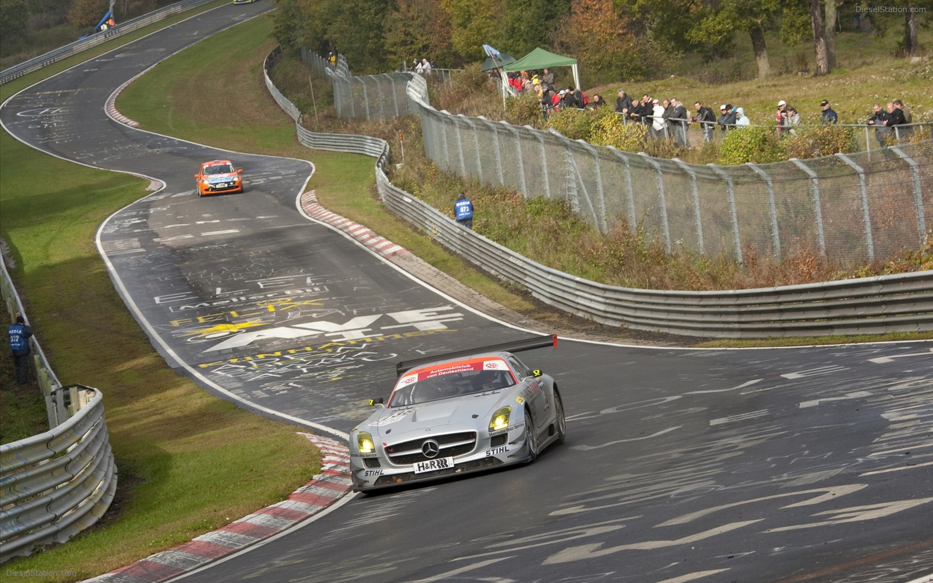 Mercedes-Benz SLS AMG GT3 2010 (Wrong Pictures)