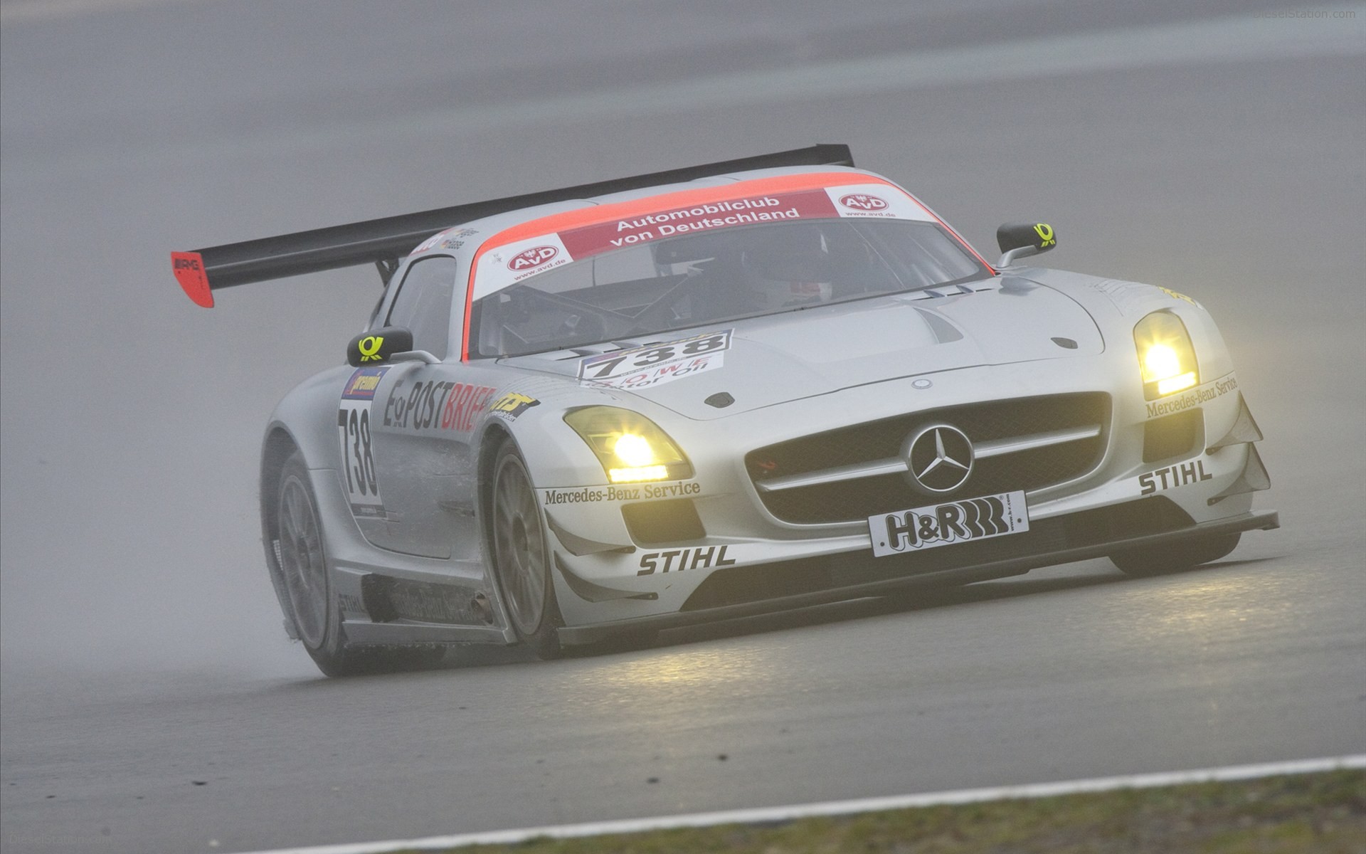 Mercedes-Benz SLS AMG GT3 2010 (Wrong Pictures)