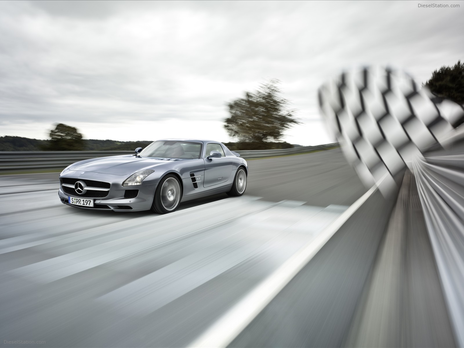 Mercedes-Benz SLS AMG Gullwing in Granturismo 5 Mercedes-Benz SLS AMG Gullwing in Granturismo 5