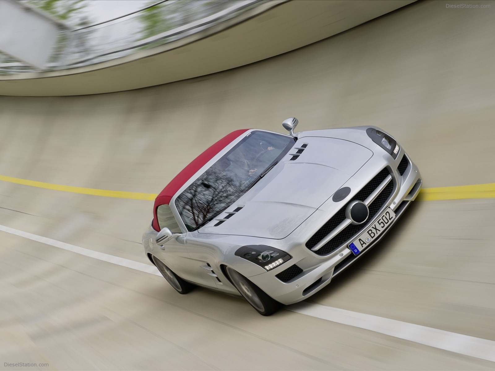 Mercedes-Benz SLS AMG Roadster 2012