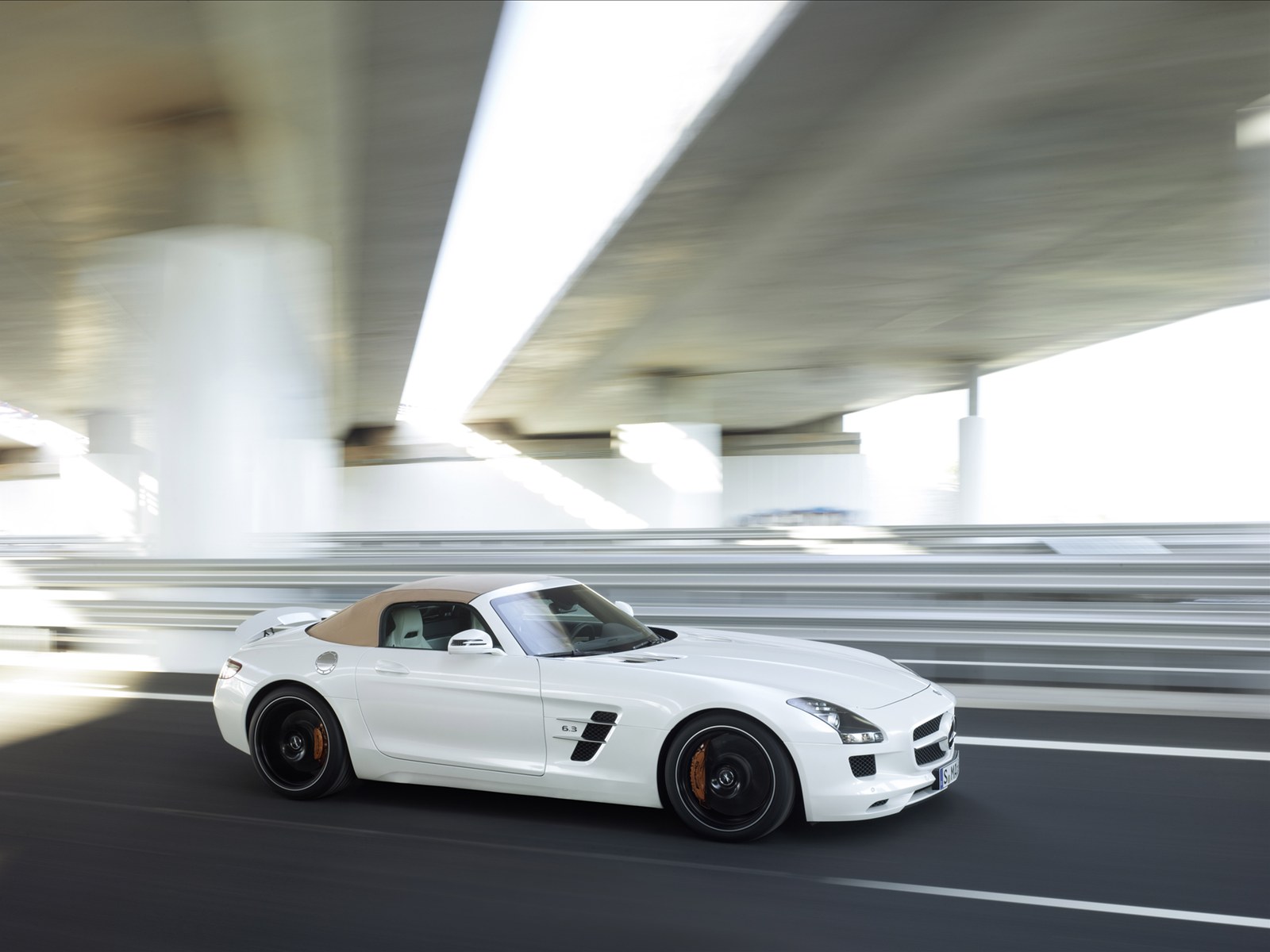 Mercedes-Benz SLS AMG Roadster 2012