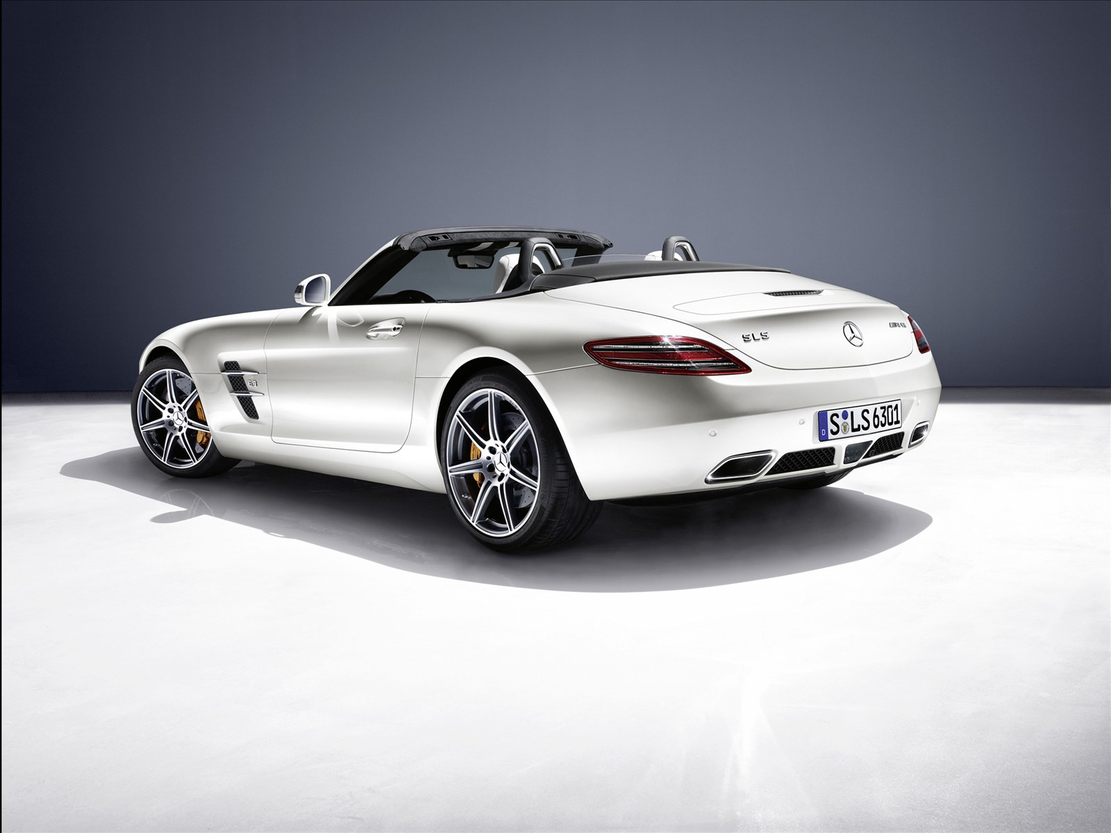 Mercedes-Benz SLS AMG Roadster 2012