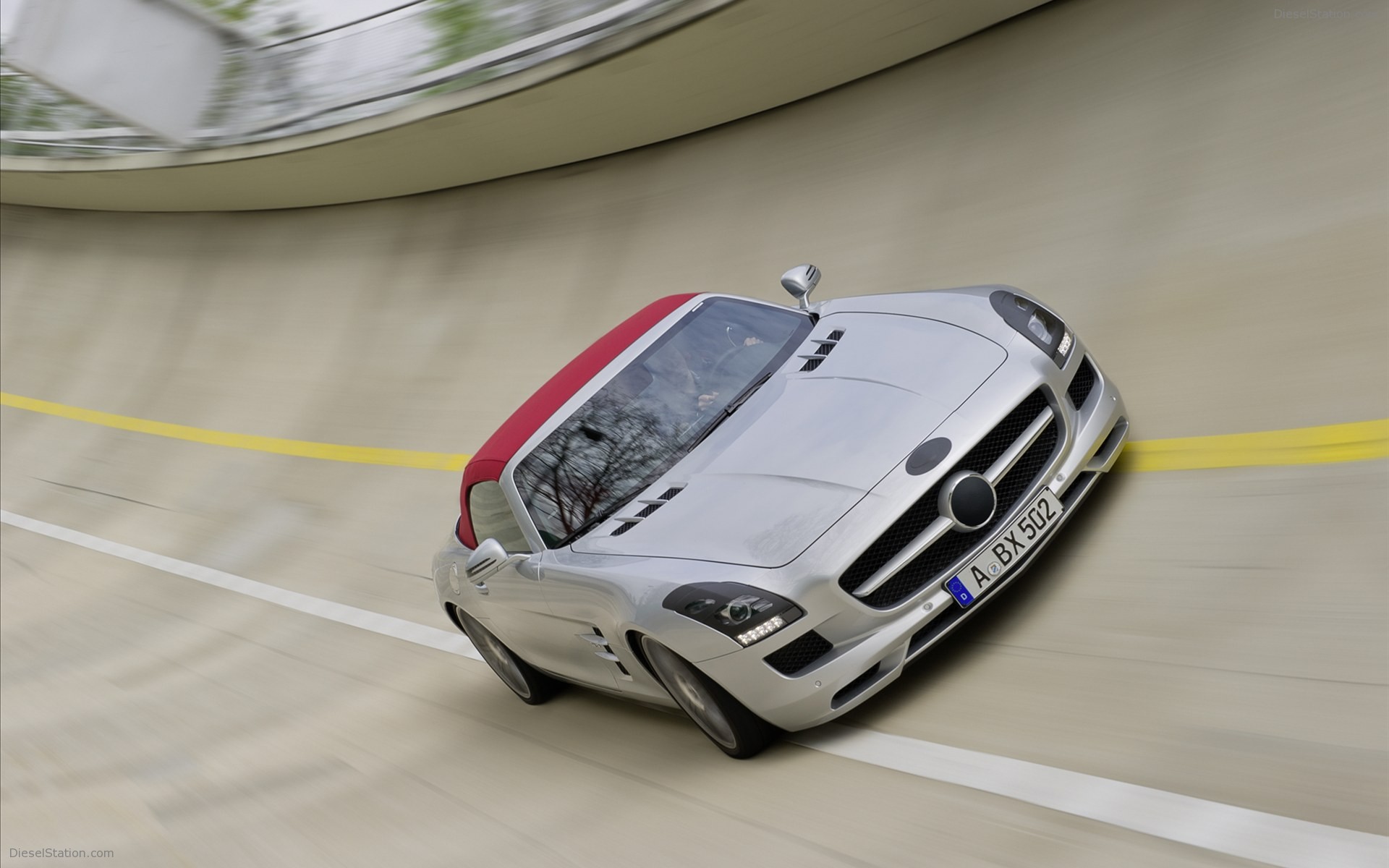 Mercedes-Benz SLS AMG Roadster 2012