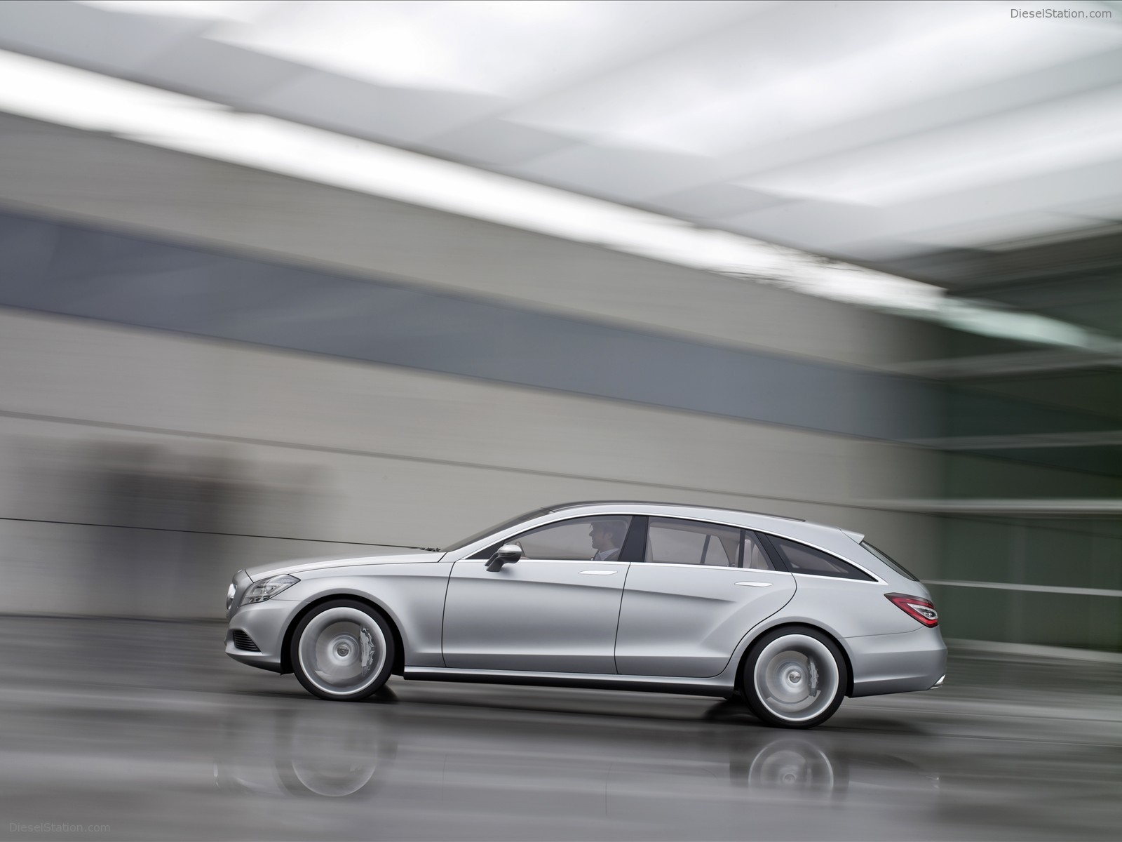 Mercedes-Benz Shooting Break Concept Car