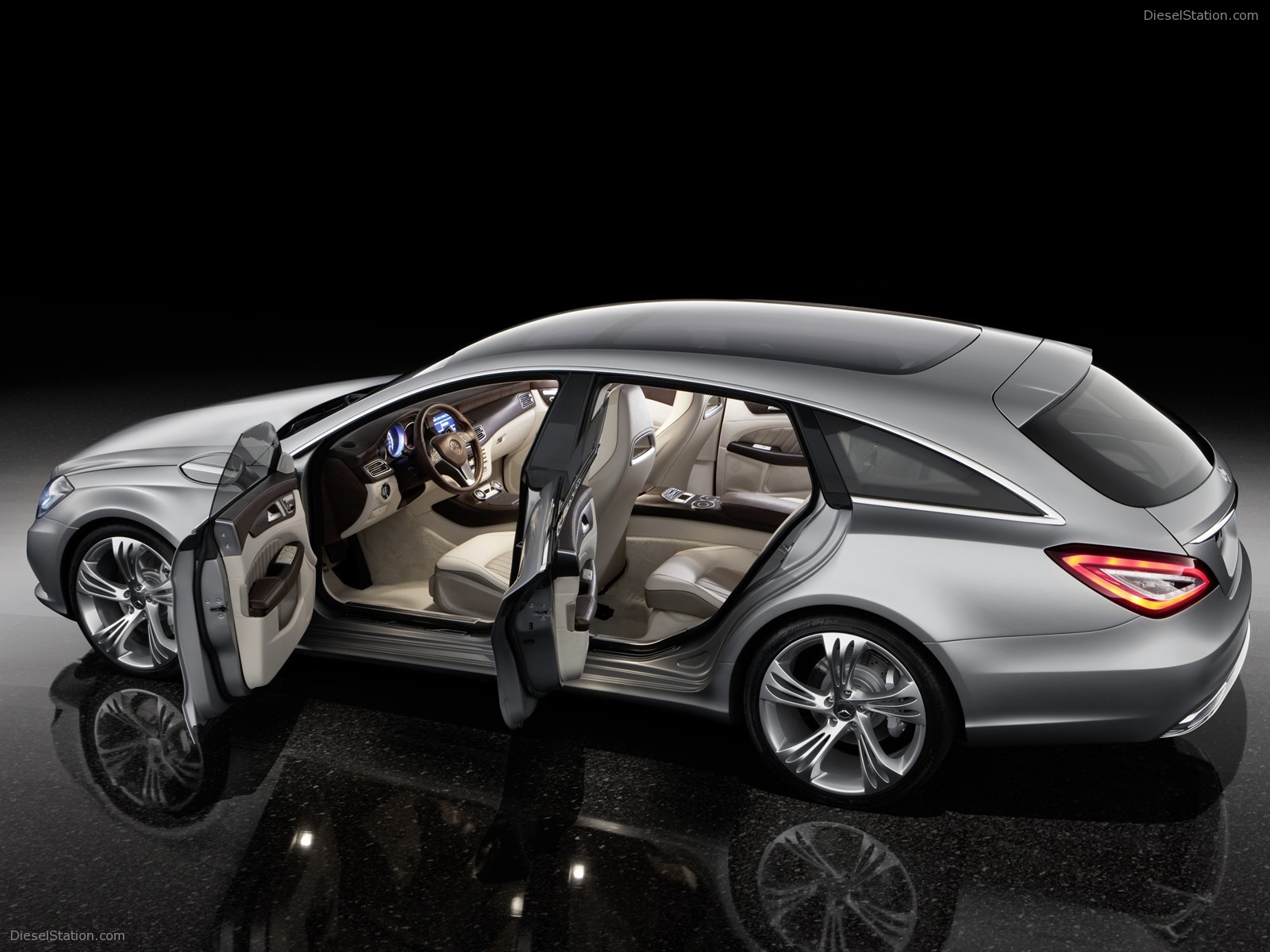 Mercedes-Benz Shooting Break Concept Car