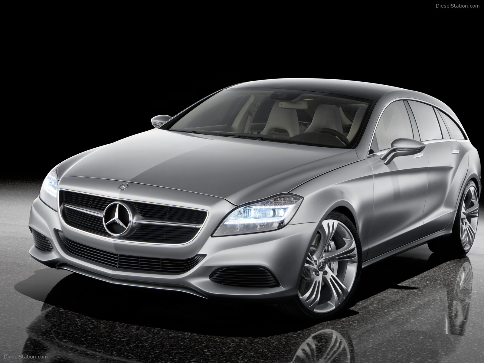 Mercedes-Benz Shooting Break Concept Car