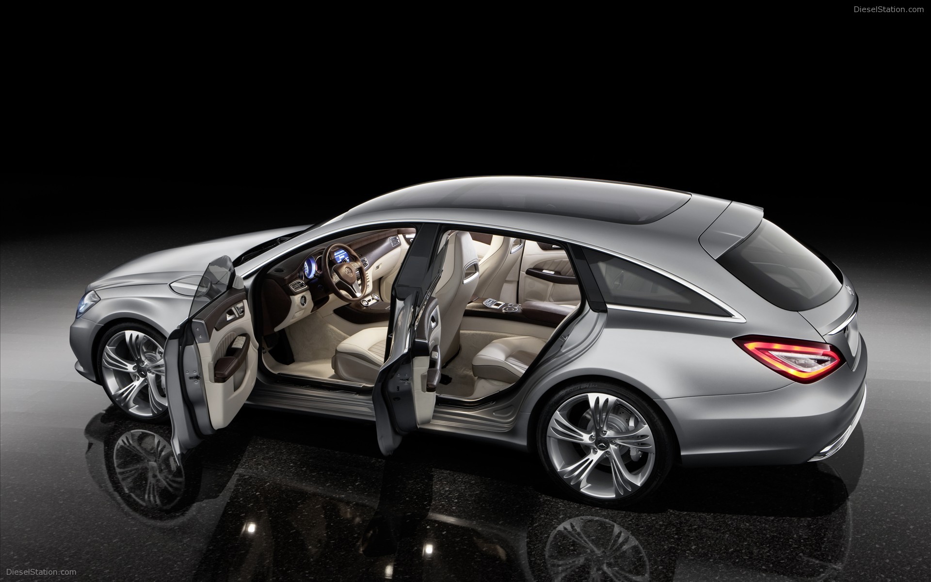 Mercedes-Benz Shooting Break Concept Car