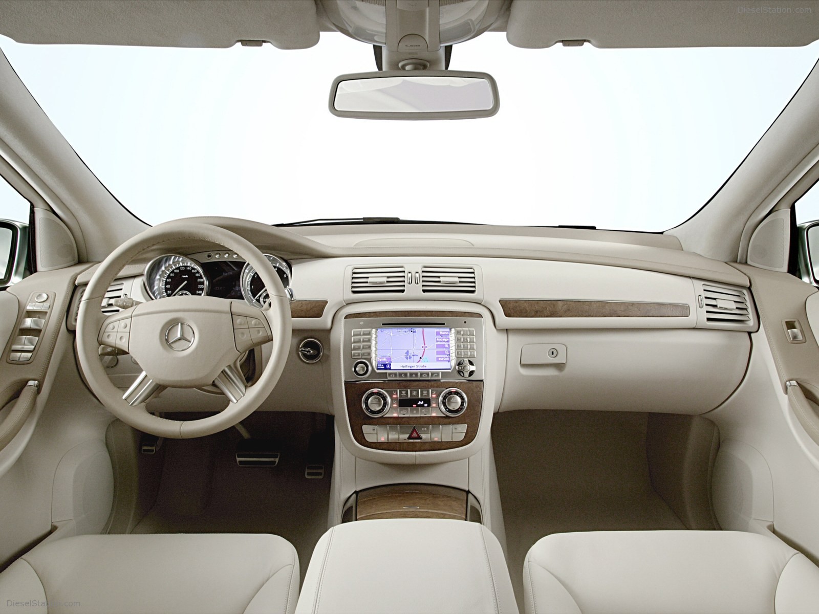 Mercedes Benz Vision B Sports Tourer 2004