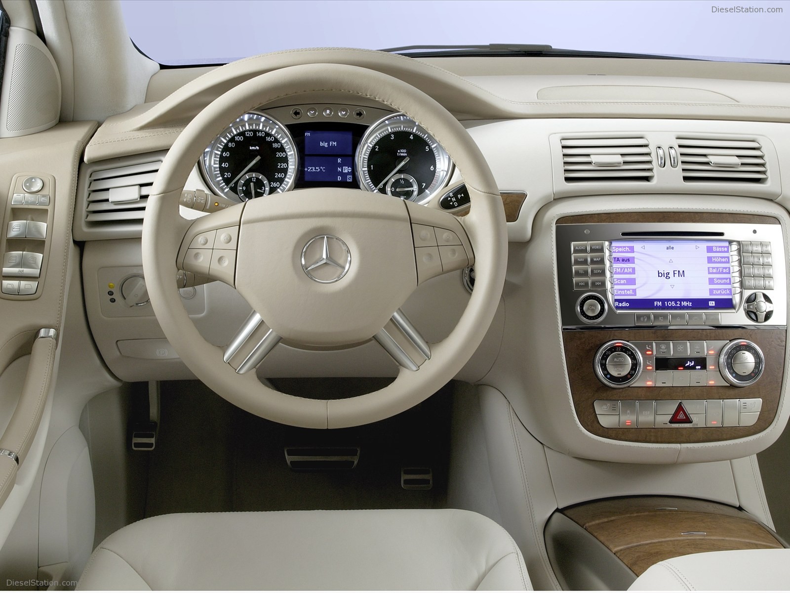 Mercedes Benz Vision B Sports Tourer 2004