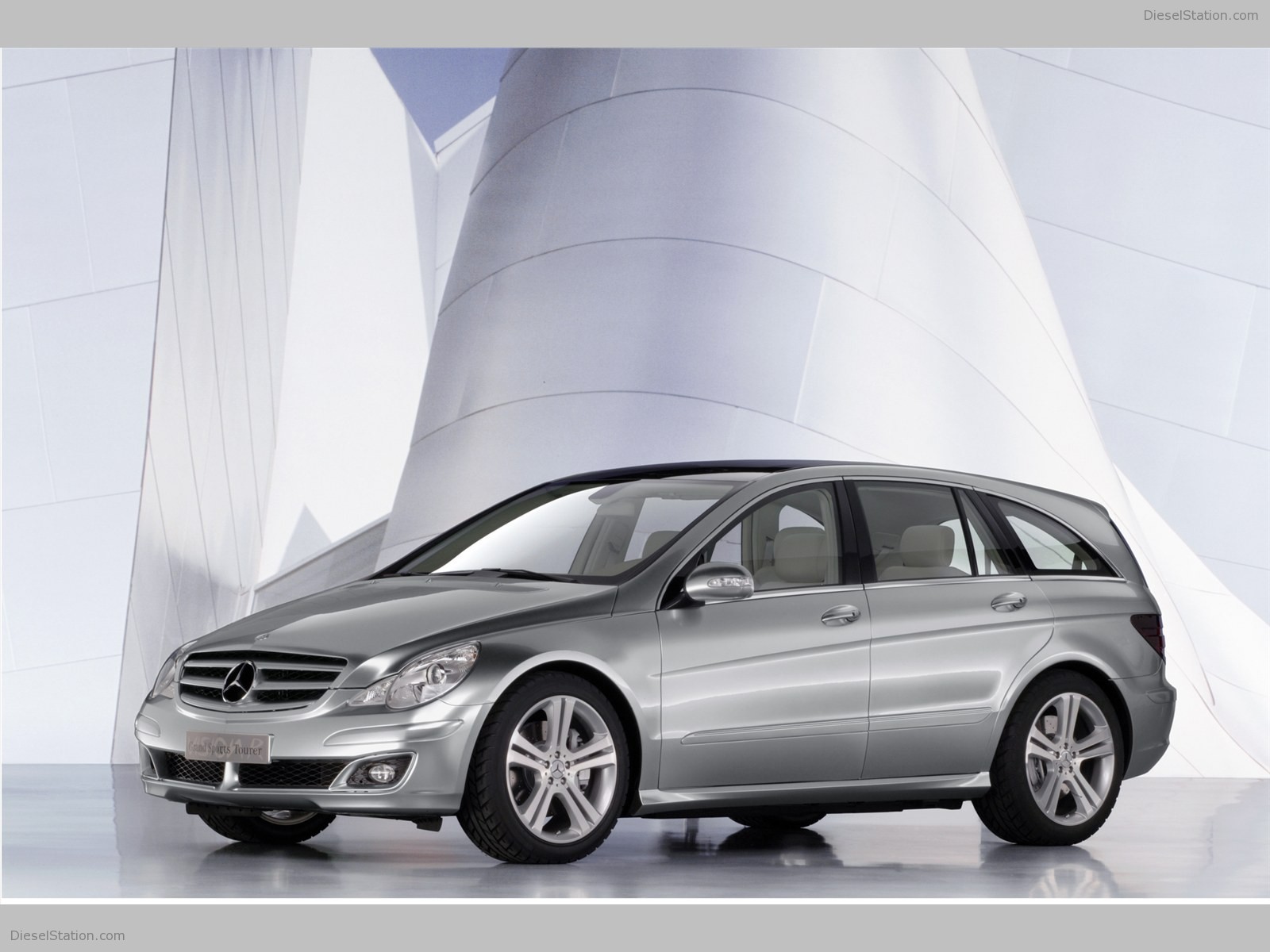 Mercedes Benz Vision B Sports Tourer 2004