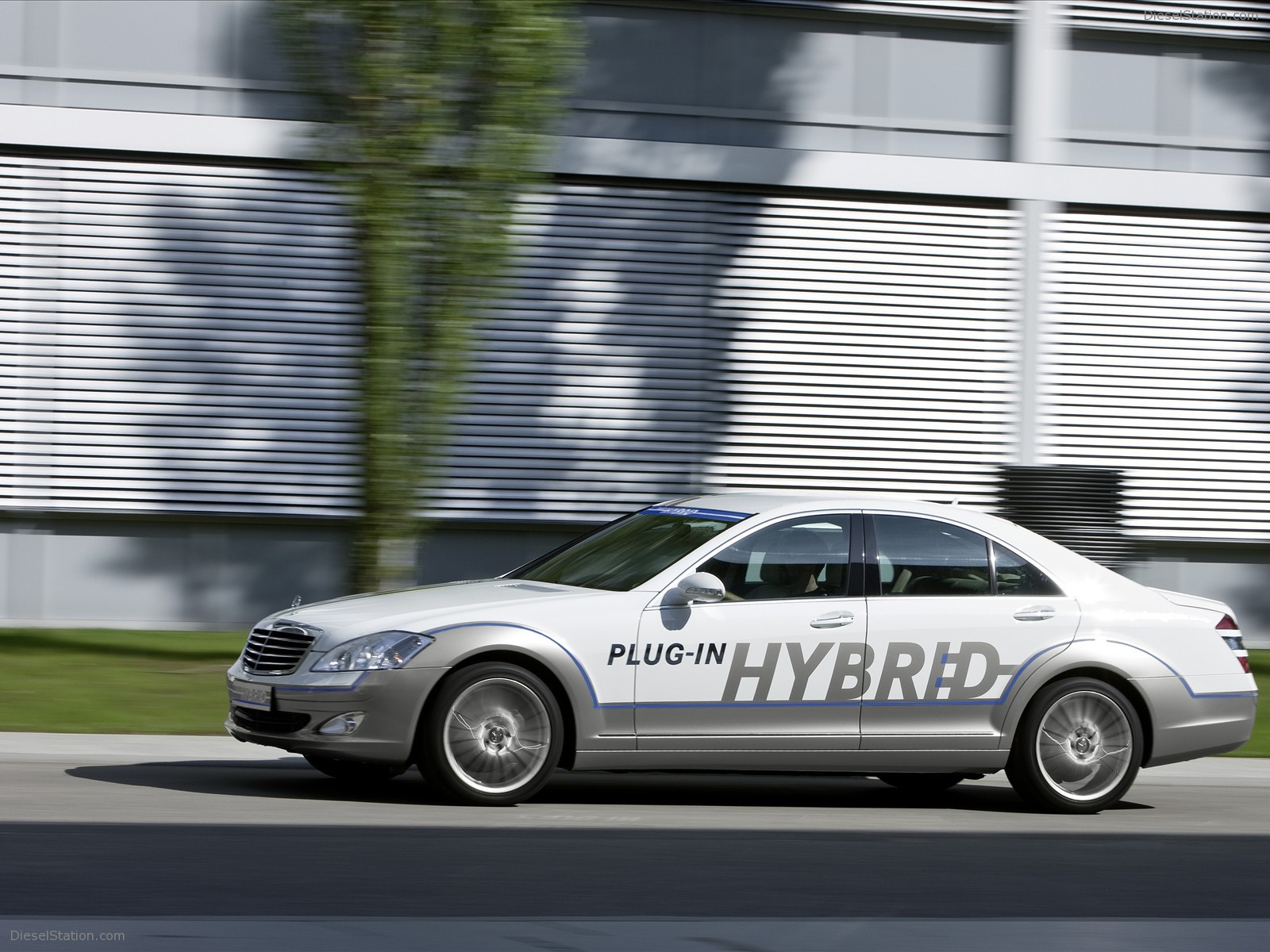 Mercedes-Benz Vision S 500 Plug-in-HYBRID