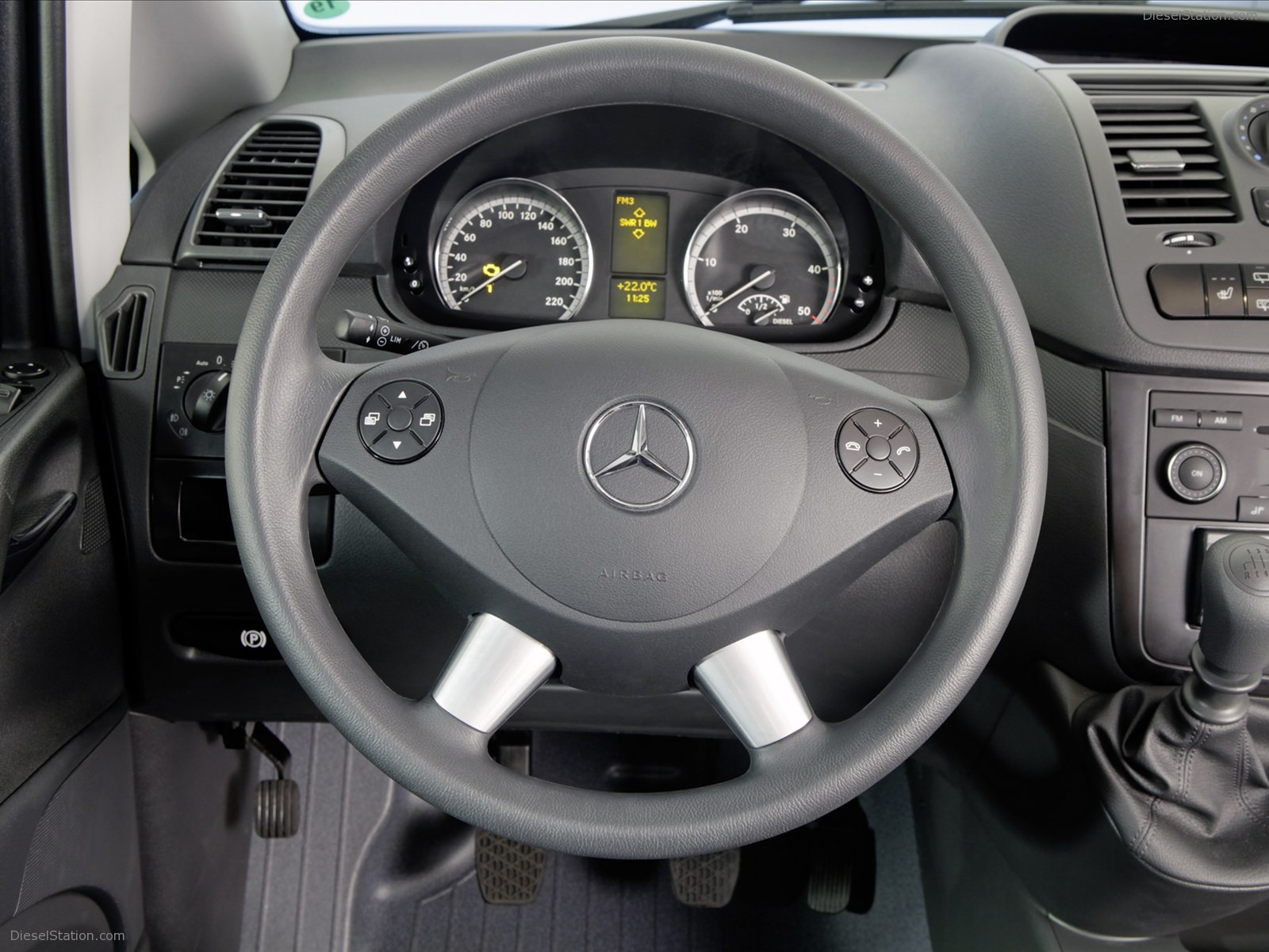 Mercedes-Benz Vito 2011