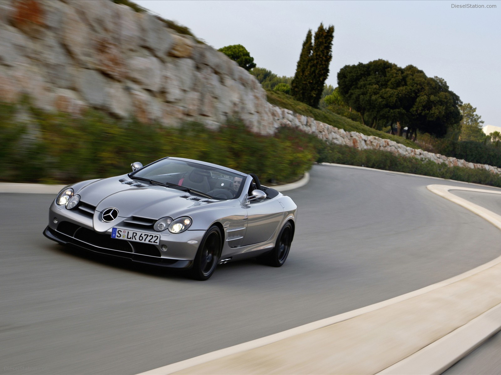 Mercedes-Benz & McLaren bringing SLR Supercars to an end Mercedes-Benz & McLaren bringing SLR Supercars to an end