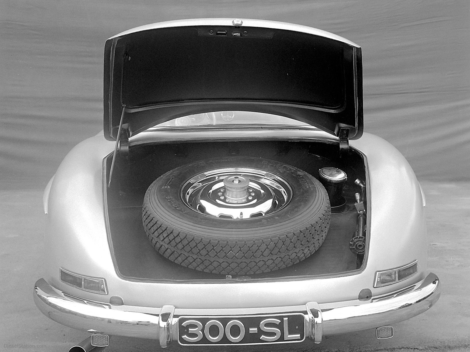 Mercedes SL 300 Gullwing
