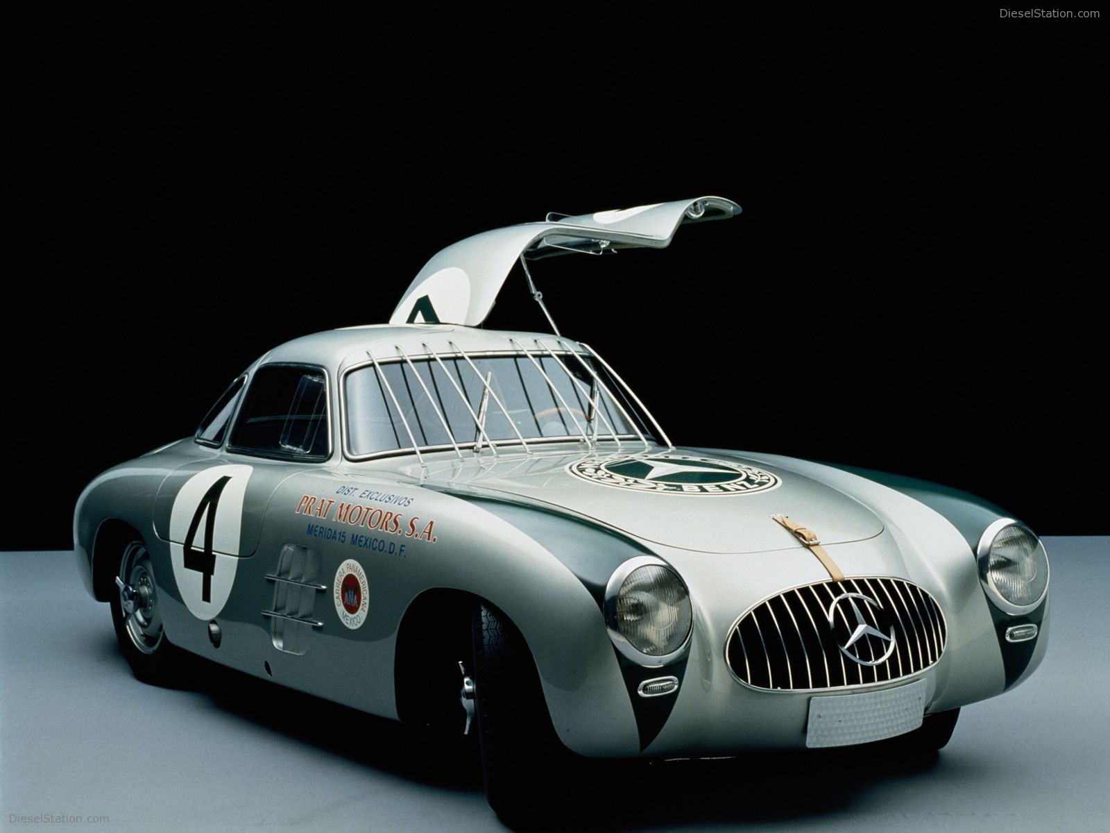 Mercedes SL 300 Gullwing