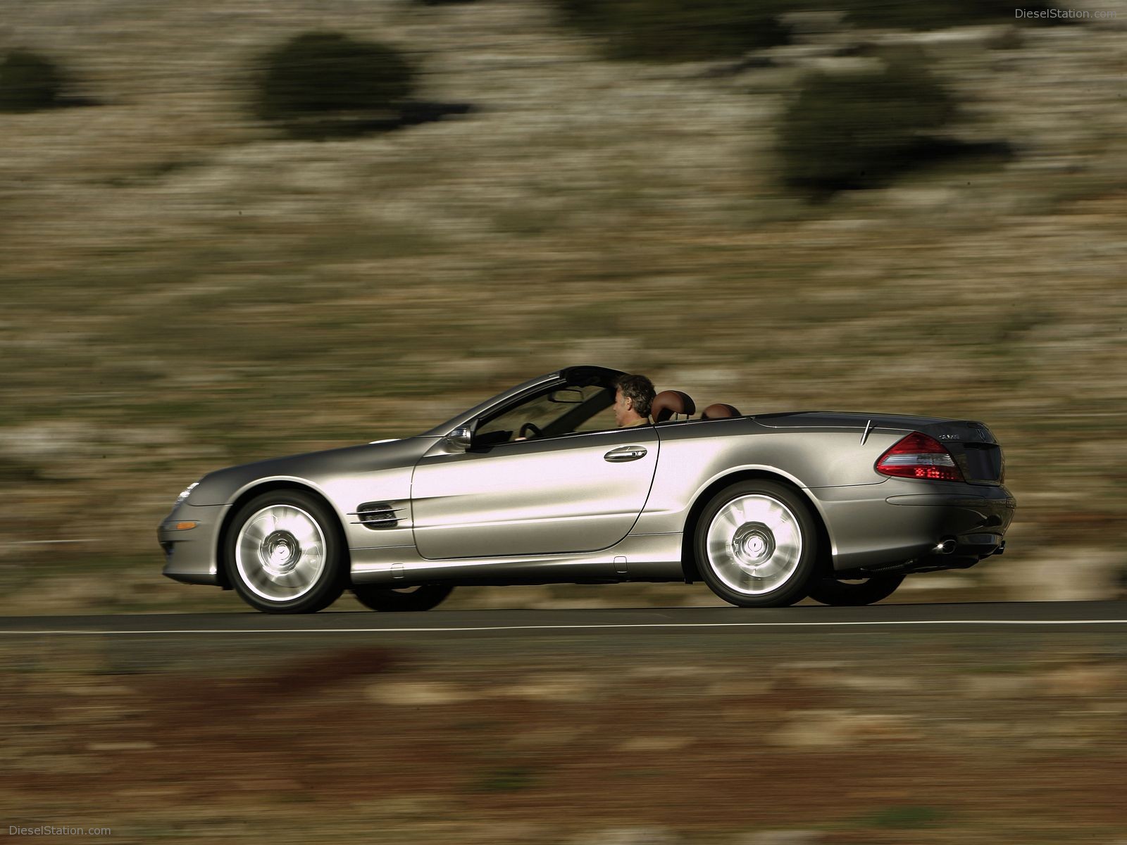 Mercedes Benz SL 550