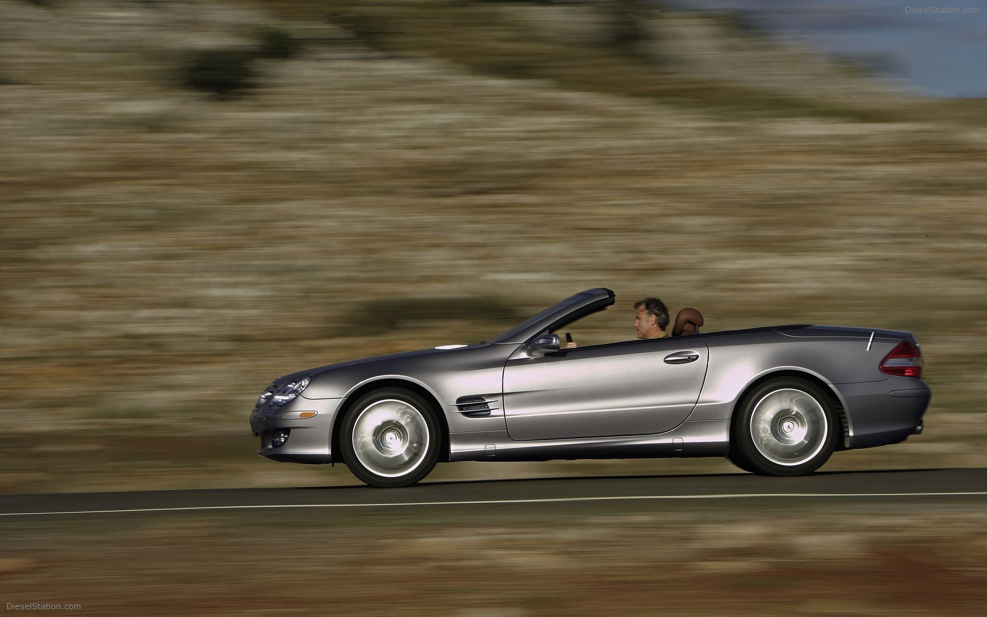 Mercedes Benz SL 550