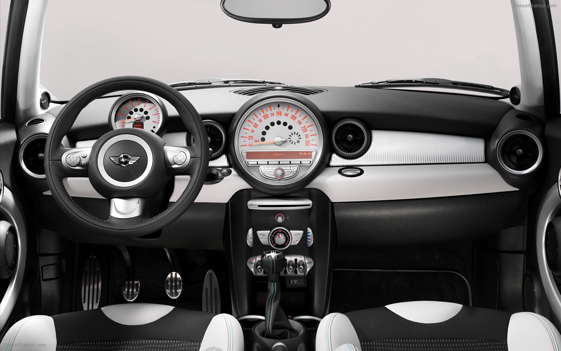 Mini 50 Camden Special Edition