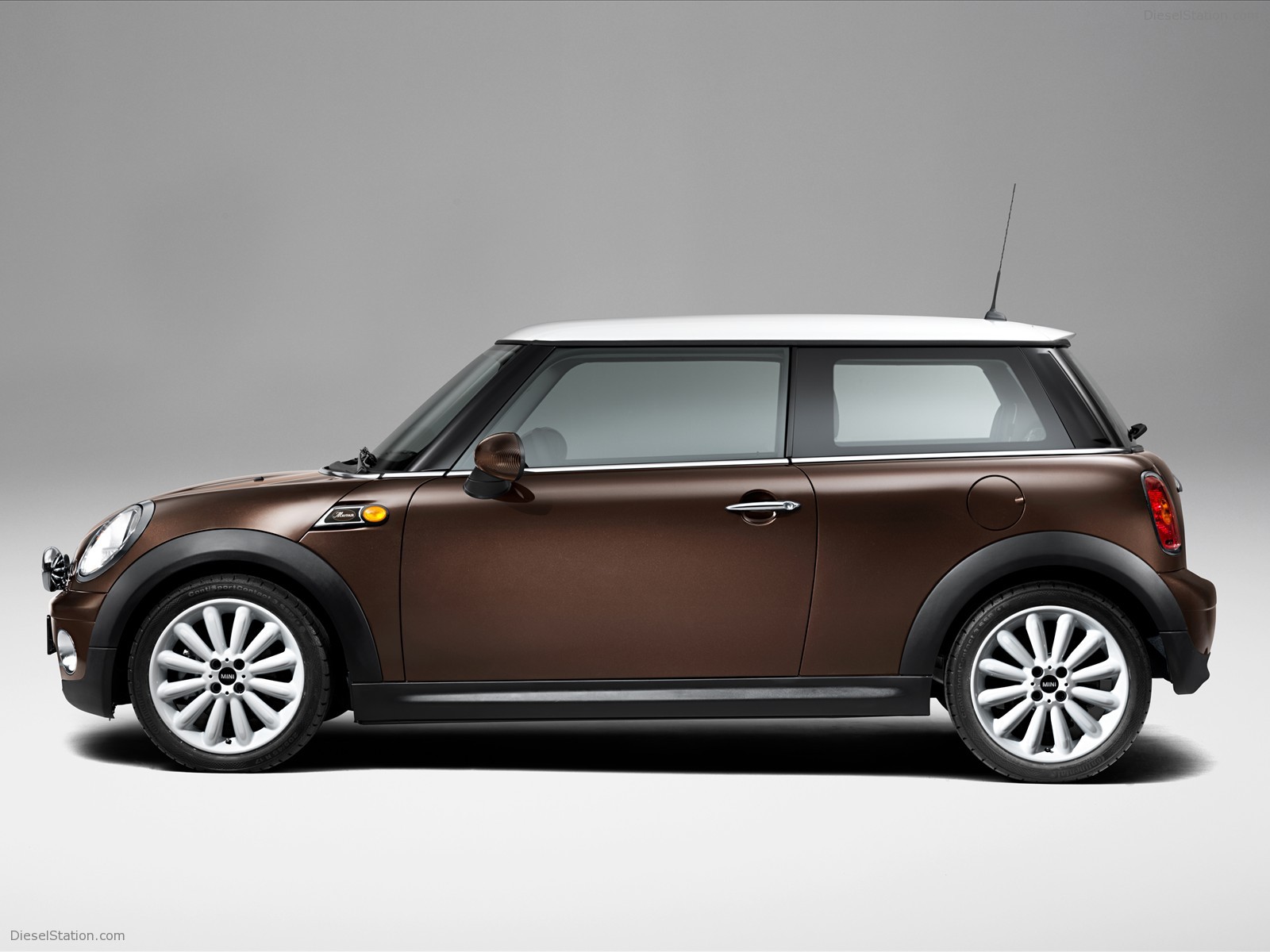 Mini 50 Mayfair Special Edition